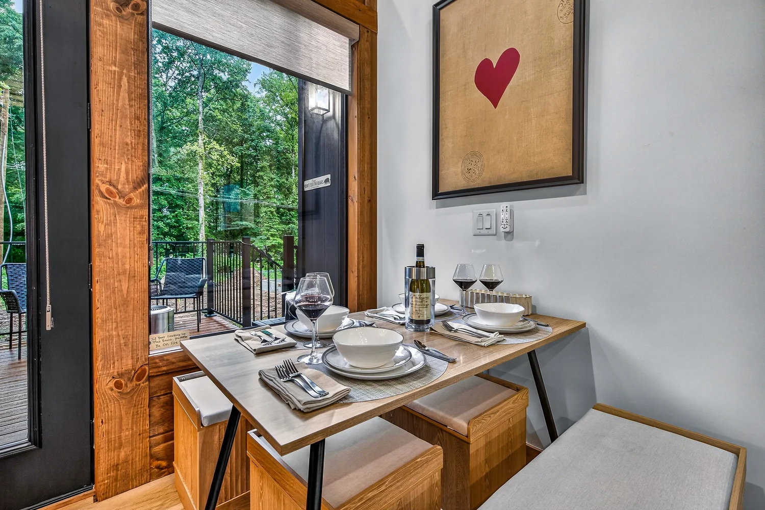 The Bluebird — living & dining photo 10