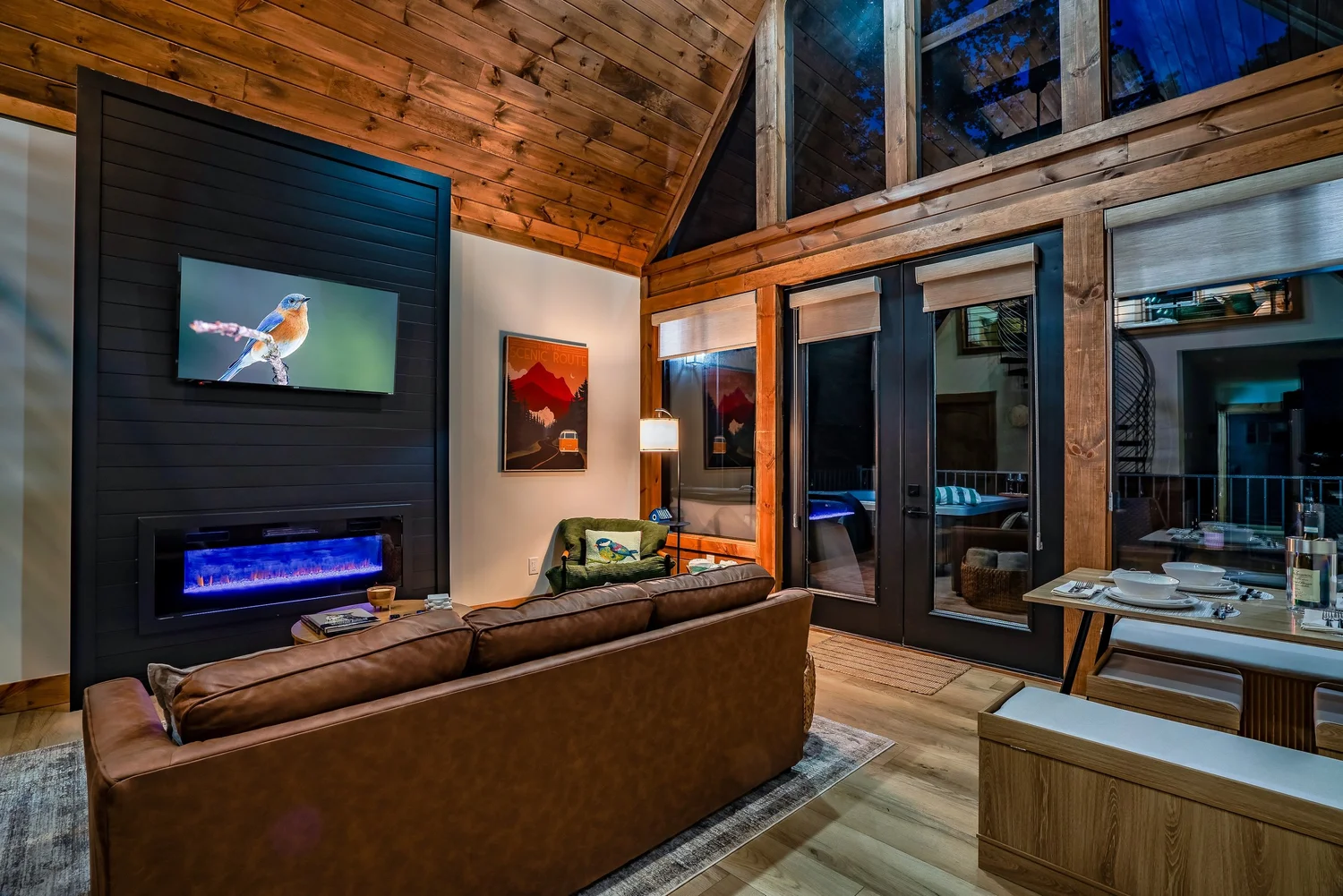 The Bluebird — living & dining photo 8