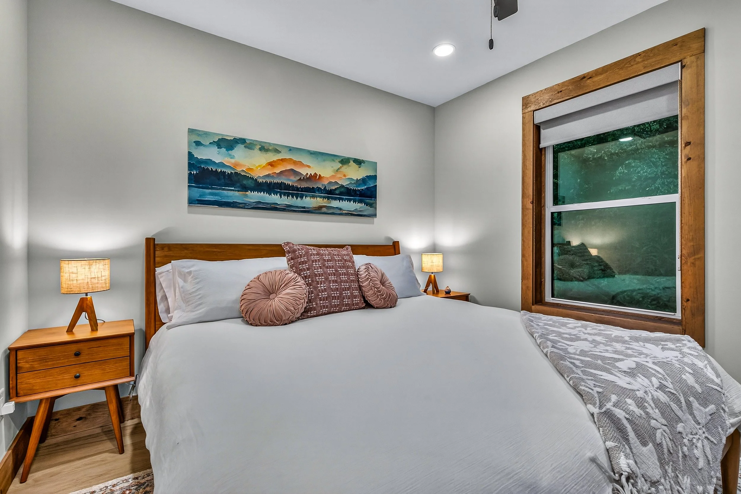 WildNest primary king bedroom