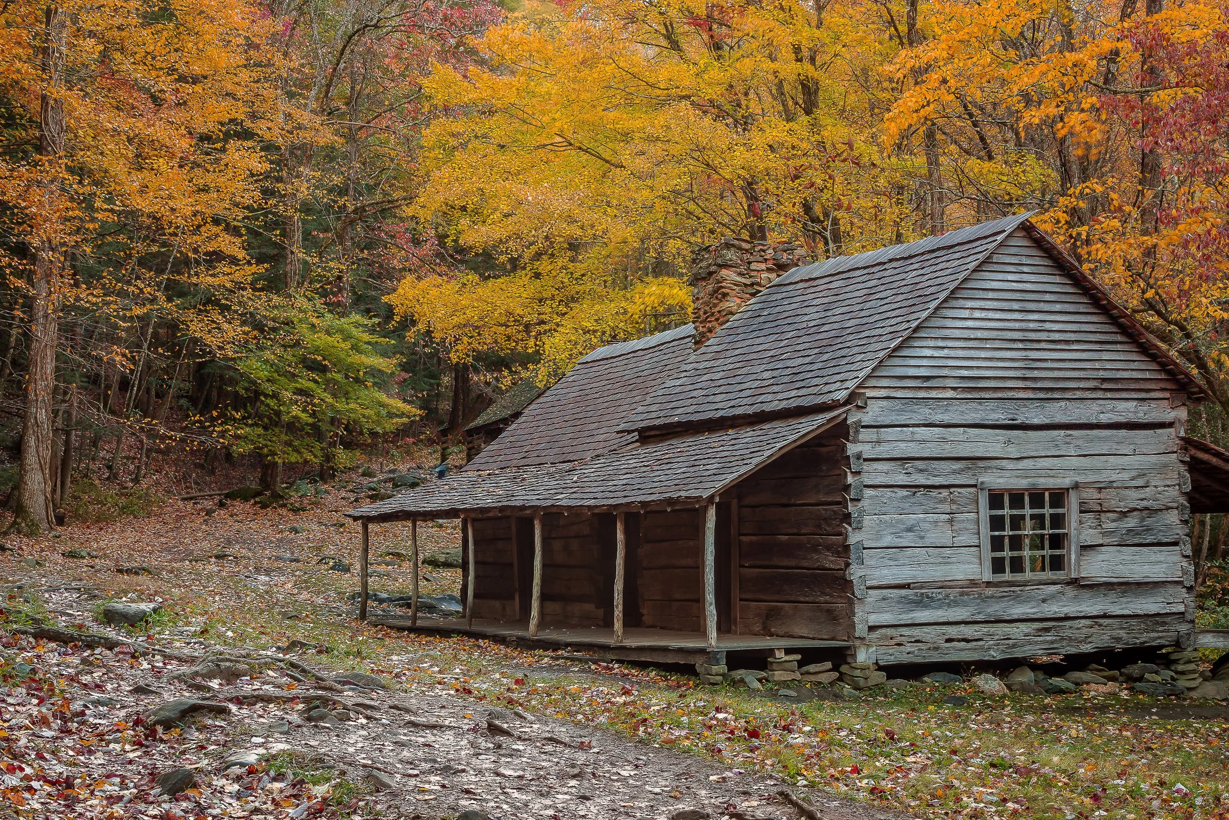 Historic cabin along Roaring Fork in the Smokies