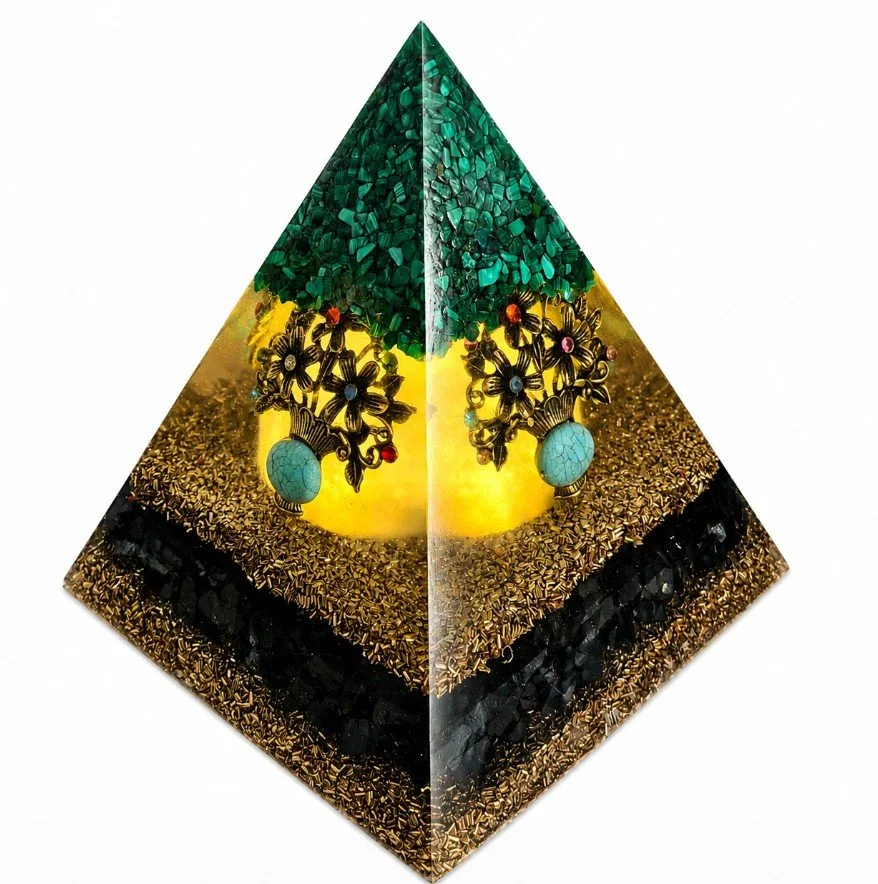 Vase of flowers pyramid