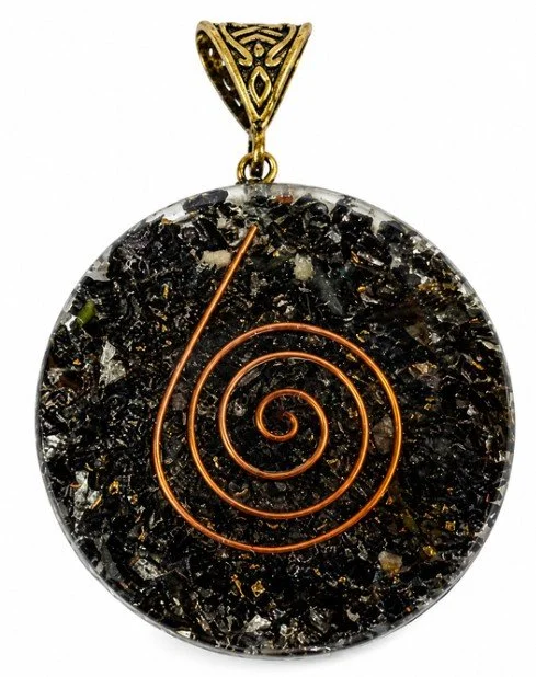 pendant Copper spiral BTour.jpg
