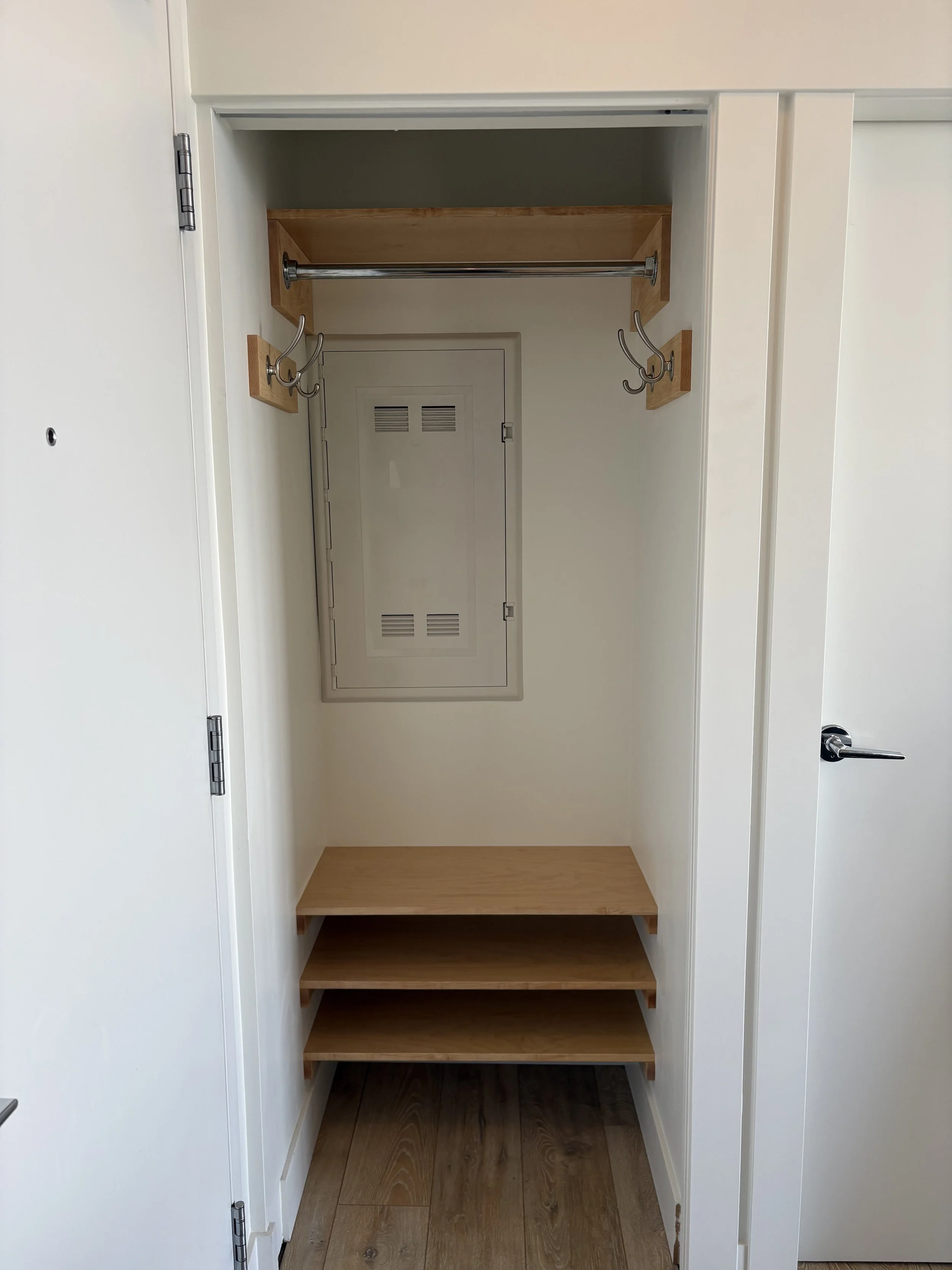 maple closet organization 