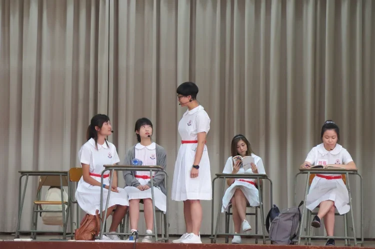 帶着矛盾去愛人3.webp