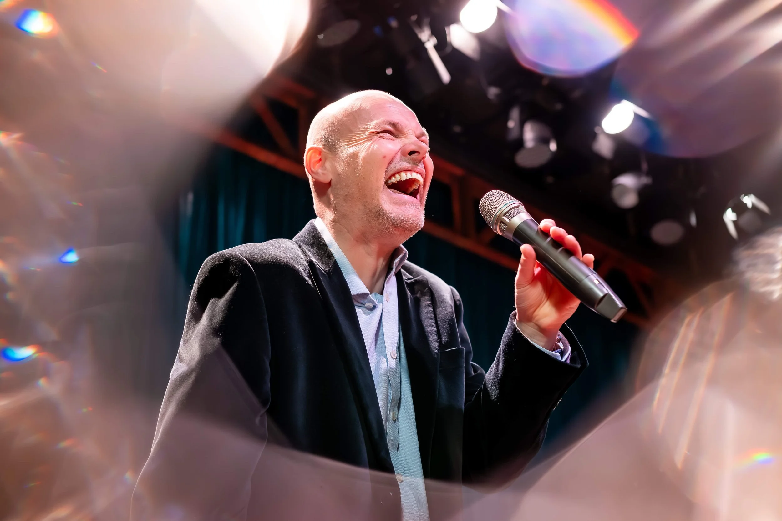 5 Reasons You Need a Speaker for Your Conference