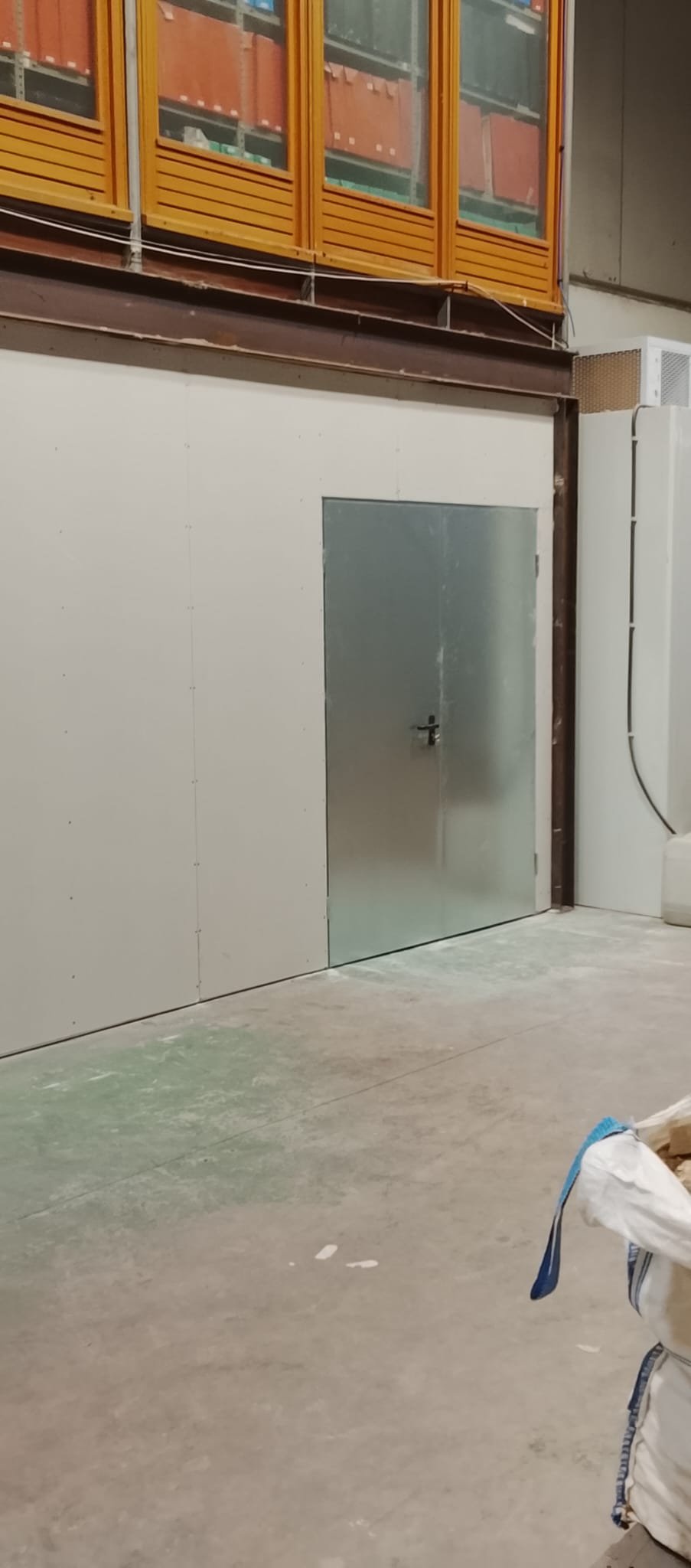 PUERTA MONTADA.jpg