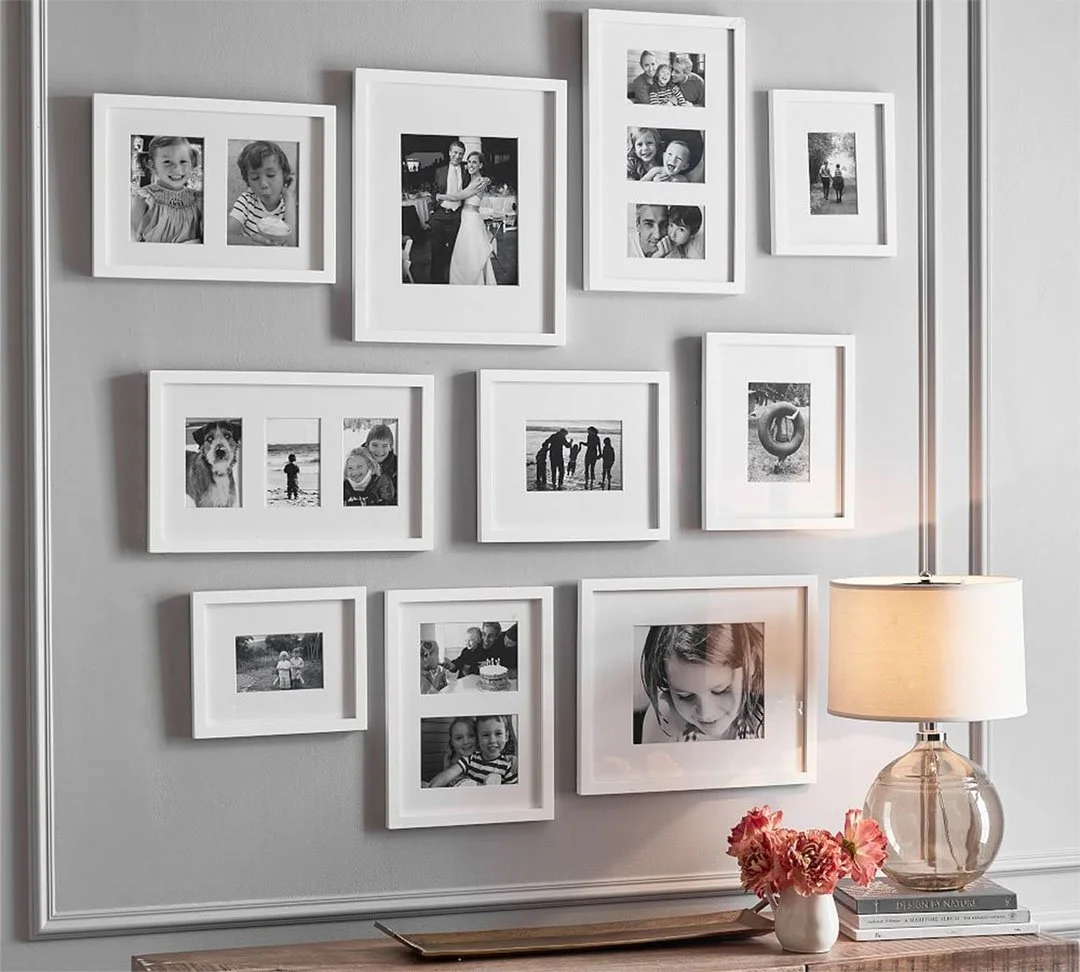 Light coloured picture frames