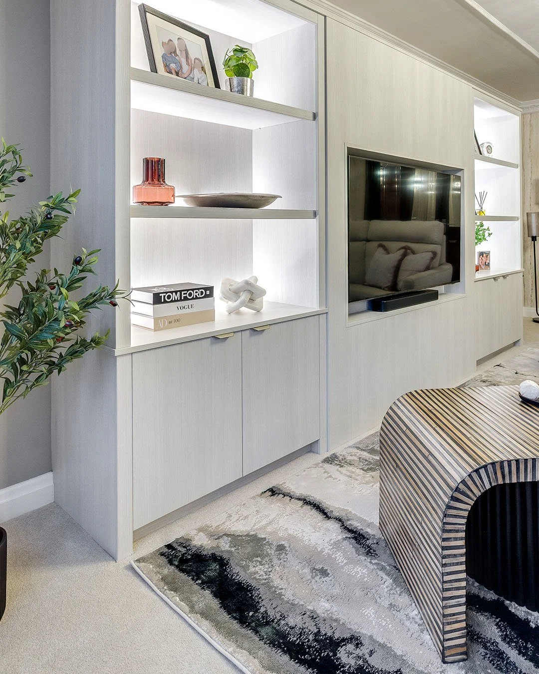 Bespoke joinery detailing