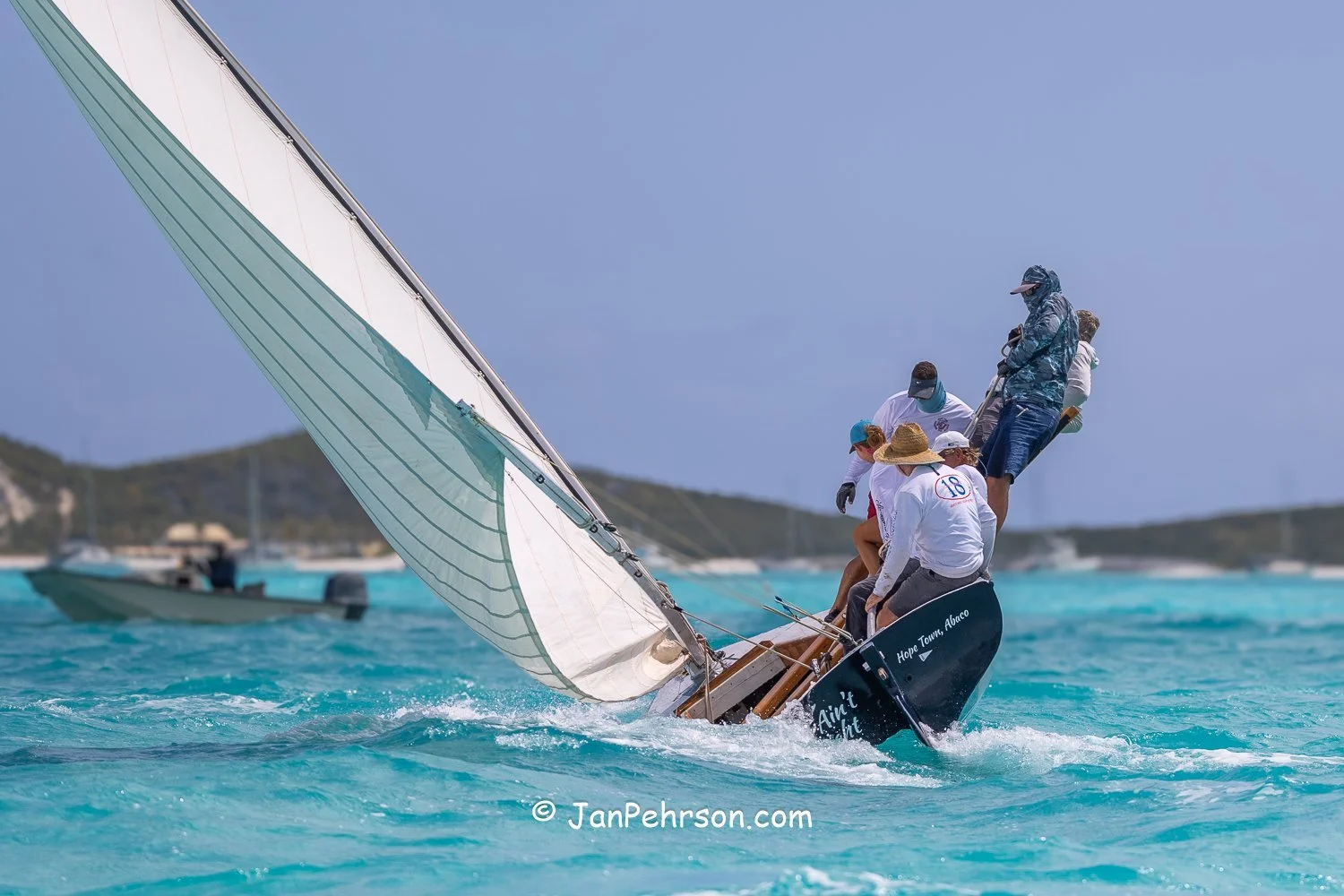 Scuttlebutt Sailing News, We are family in the Bahamas