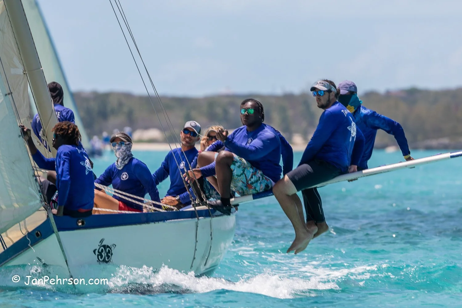 Scuttlebutt Sailing News, Bahamians are back for family regatta