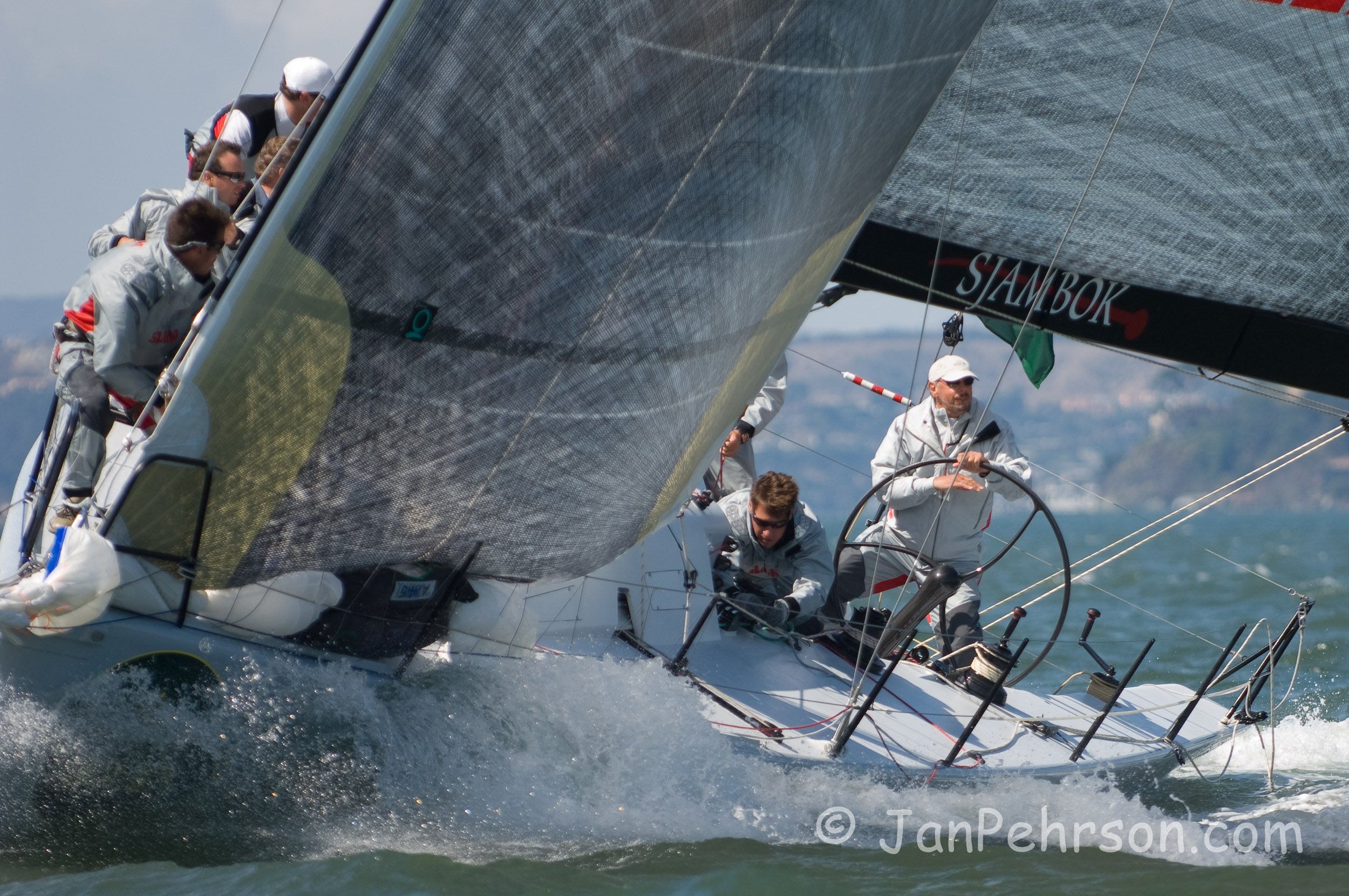 Rolex 2007 Big Boat Series San Francisco - IRCA - Sjambok - Larry Ellison Driving (01868)