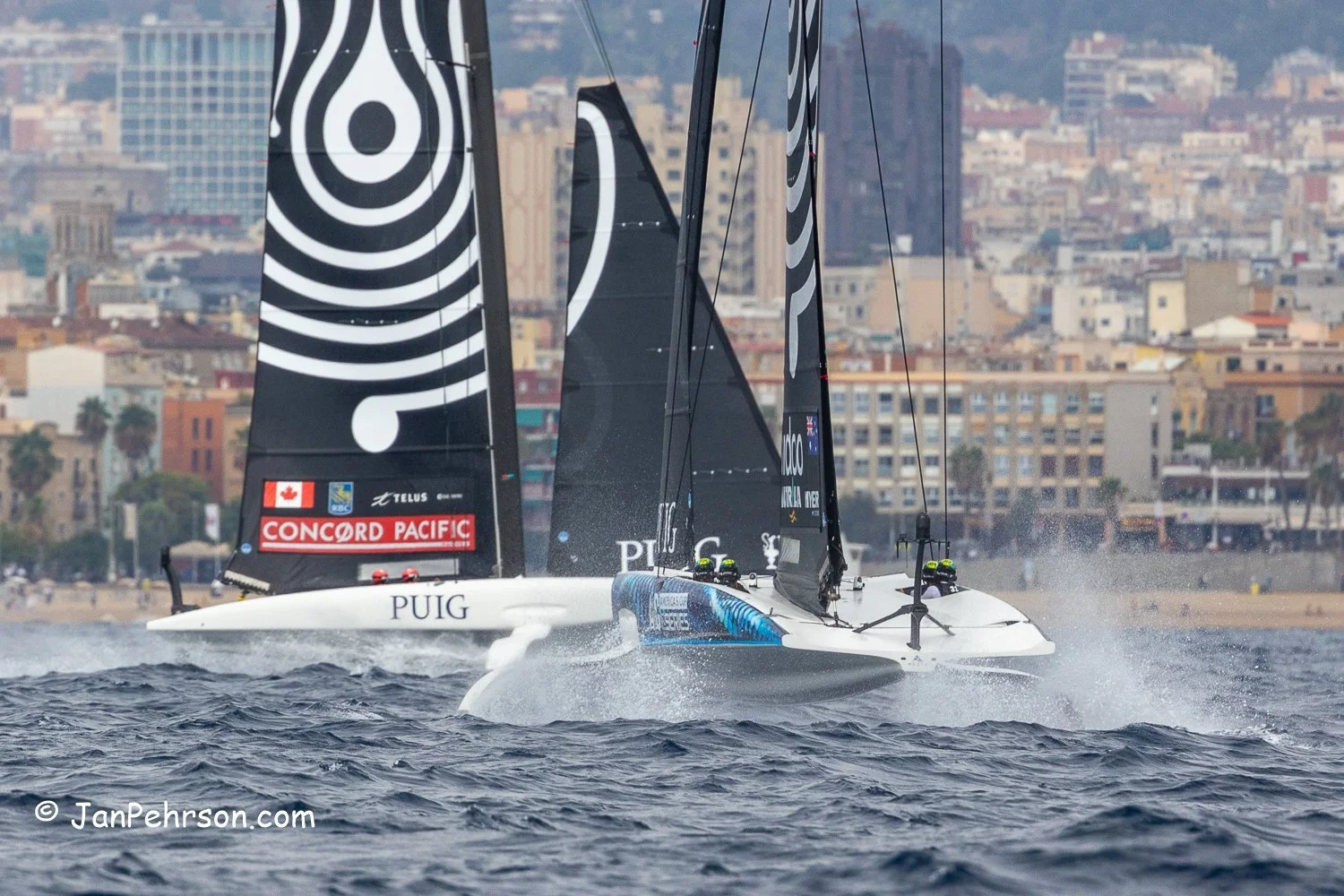 2024 Women's America's Cup practice, Team Australia (front) Canada (behind)