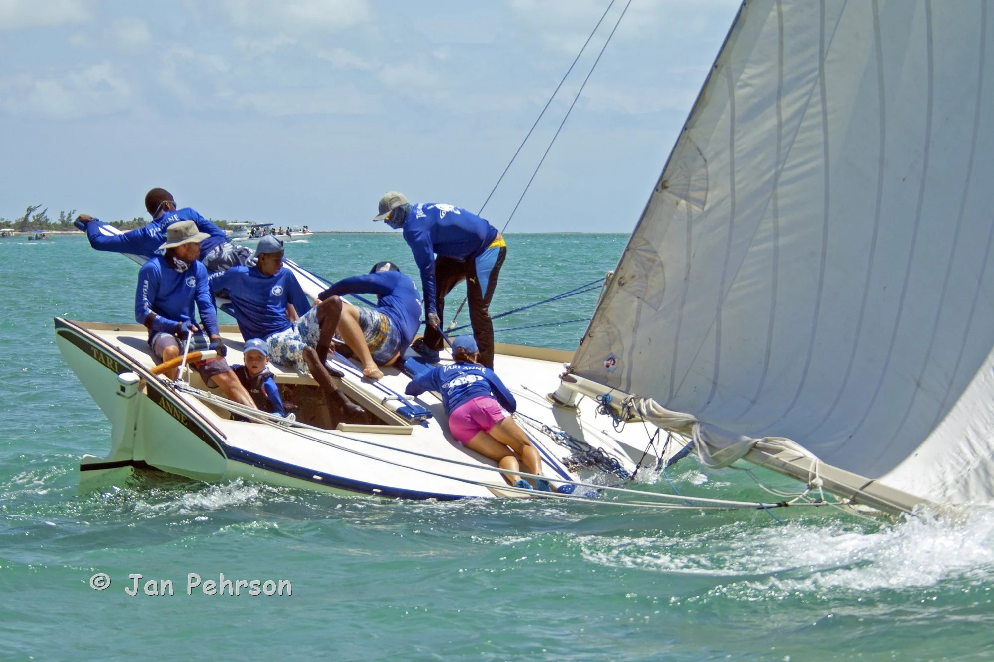 June 2018, Salt Point, Long Island, Bahamas, Long Island Regatta, Day 2, Class B - Tari Anne (1426)