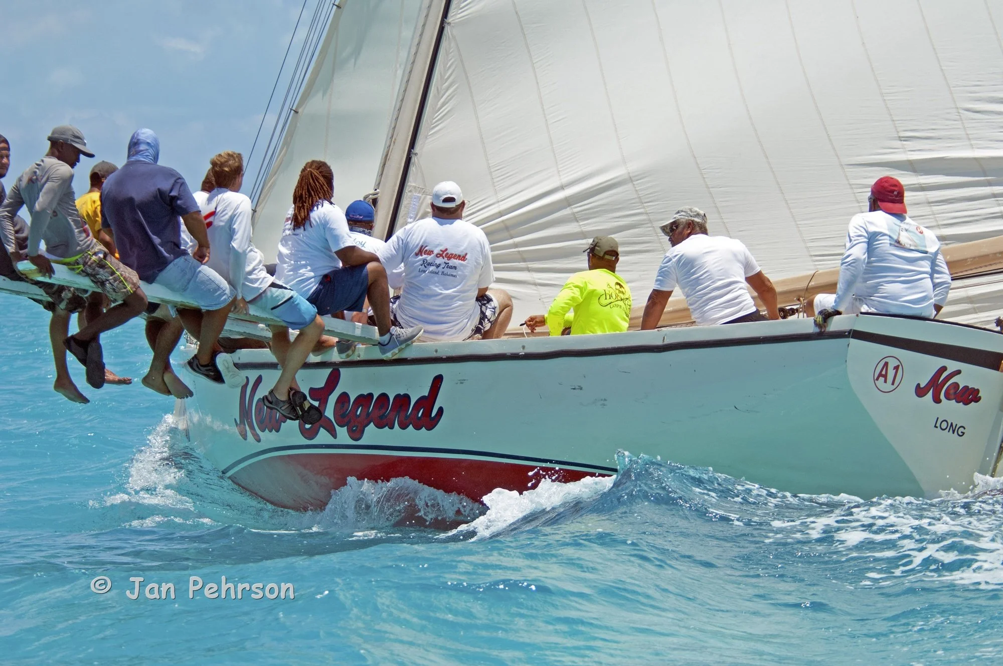May 2018, Salt Point, Long Island, Bahamas, Long Island Regatta, Day 1, Class A - New Legend ( 0564)