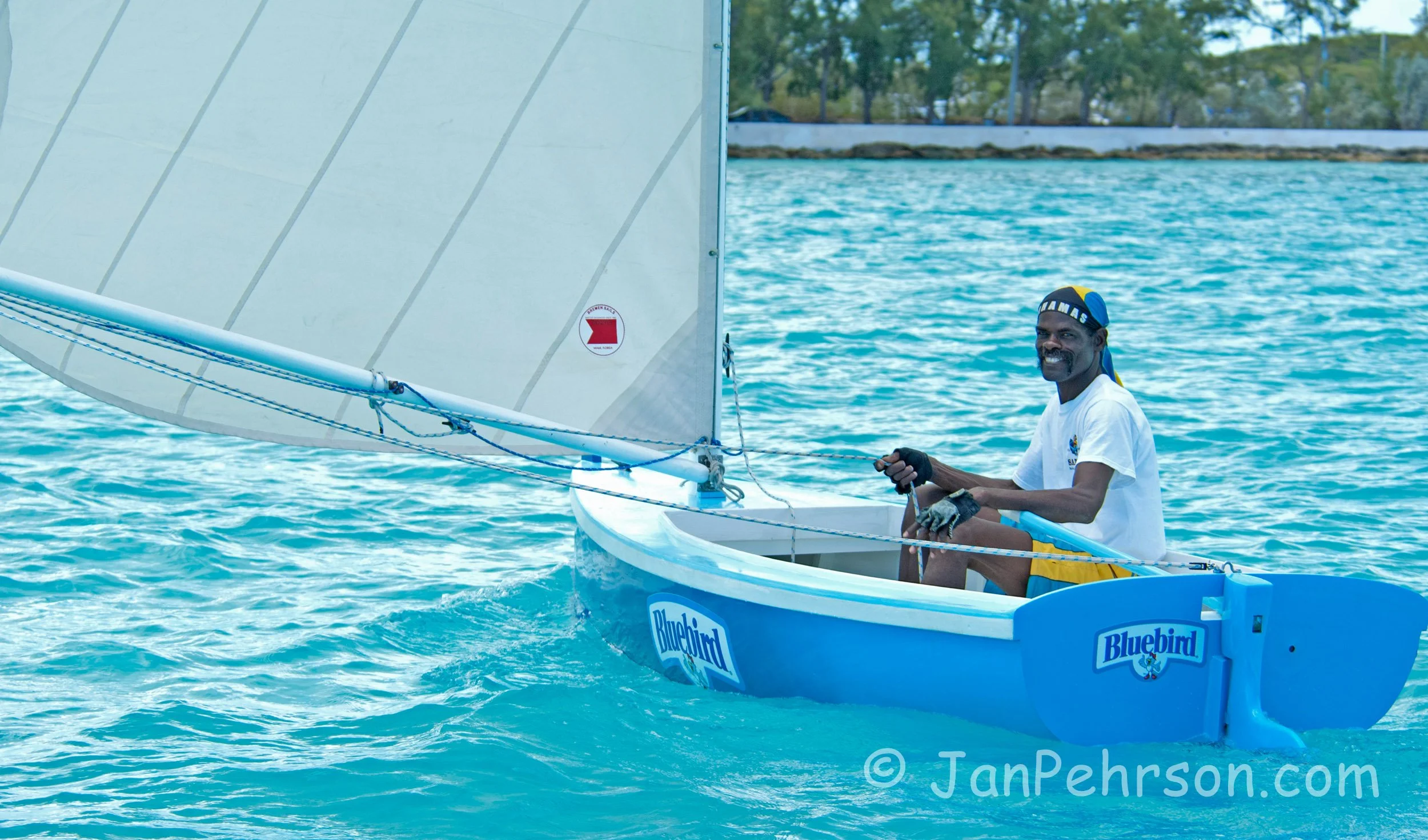 National Family Island Regatta of the Bahamas 2014 - Youth Championships - Class E Bahamian Racing Dinghy Bluebird (0092)