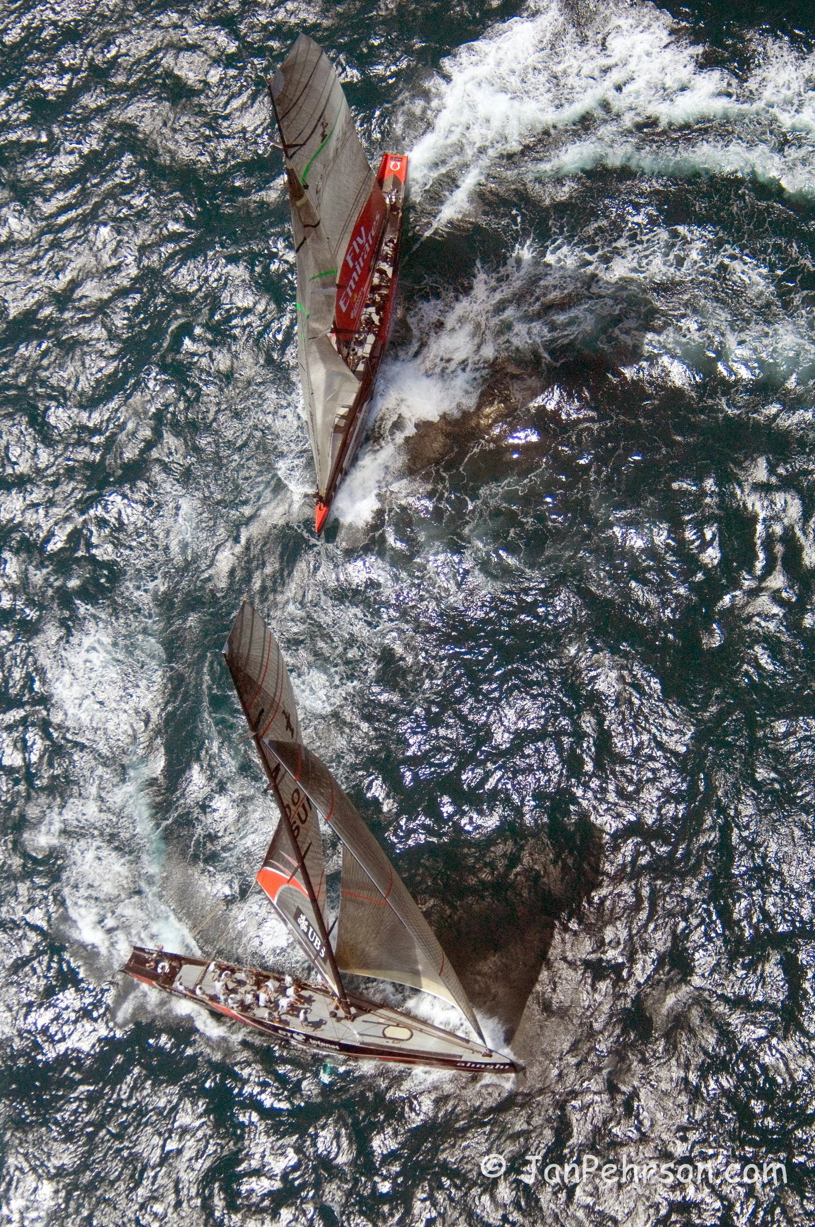 America's Cup Match - Final Race 2007, Alinghi wins over Emirates Team New Zealand by 1 second. The Start (00150)