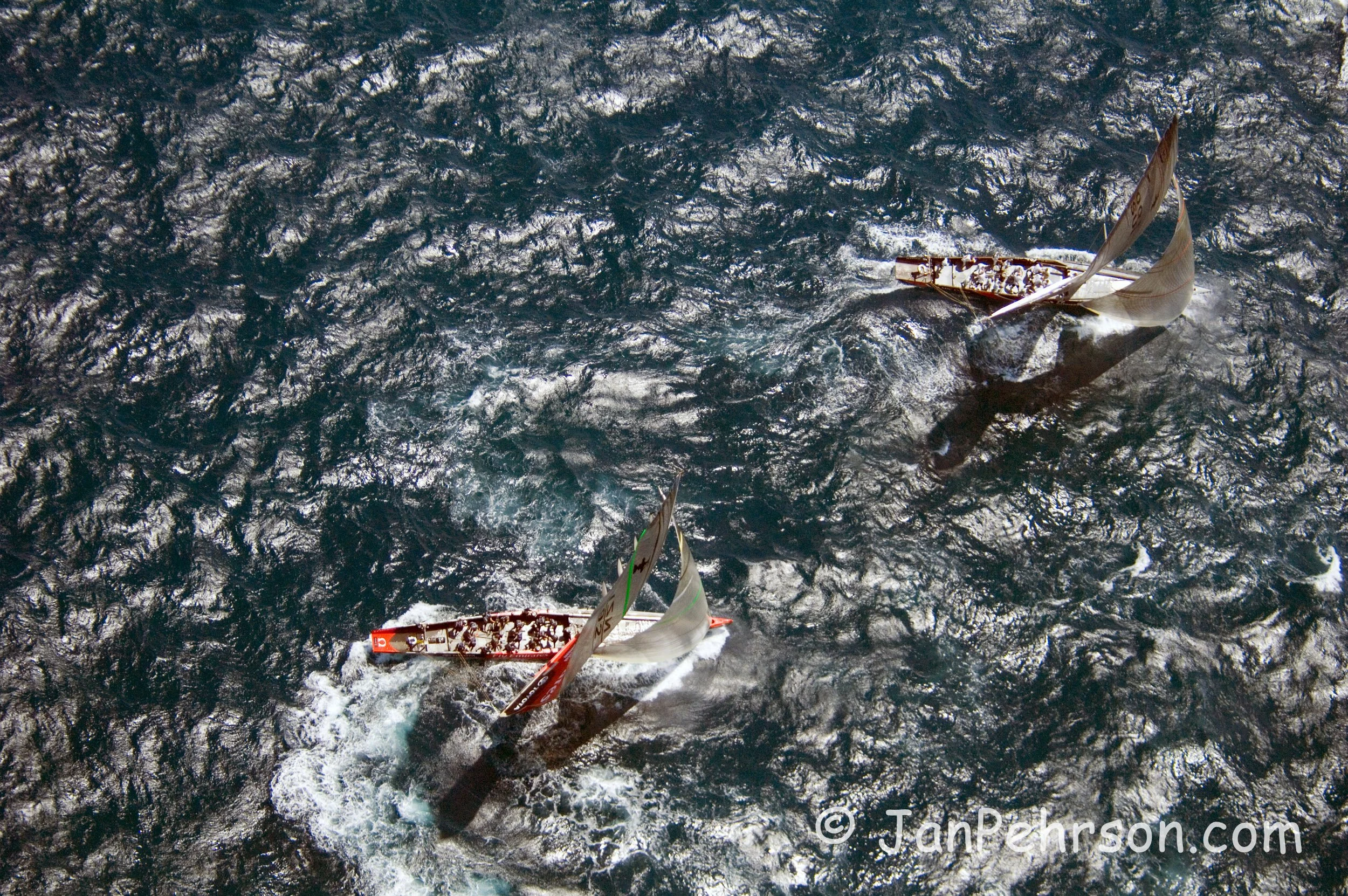 America's Cup Match - Final Race 2007, Alinghi wins over Emirates Team New Zealand by 1 second. The Start (00095)
