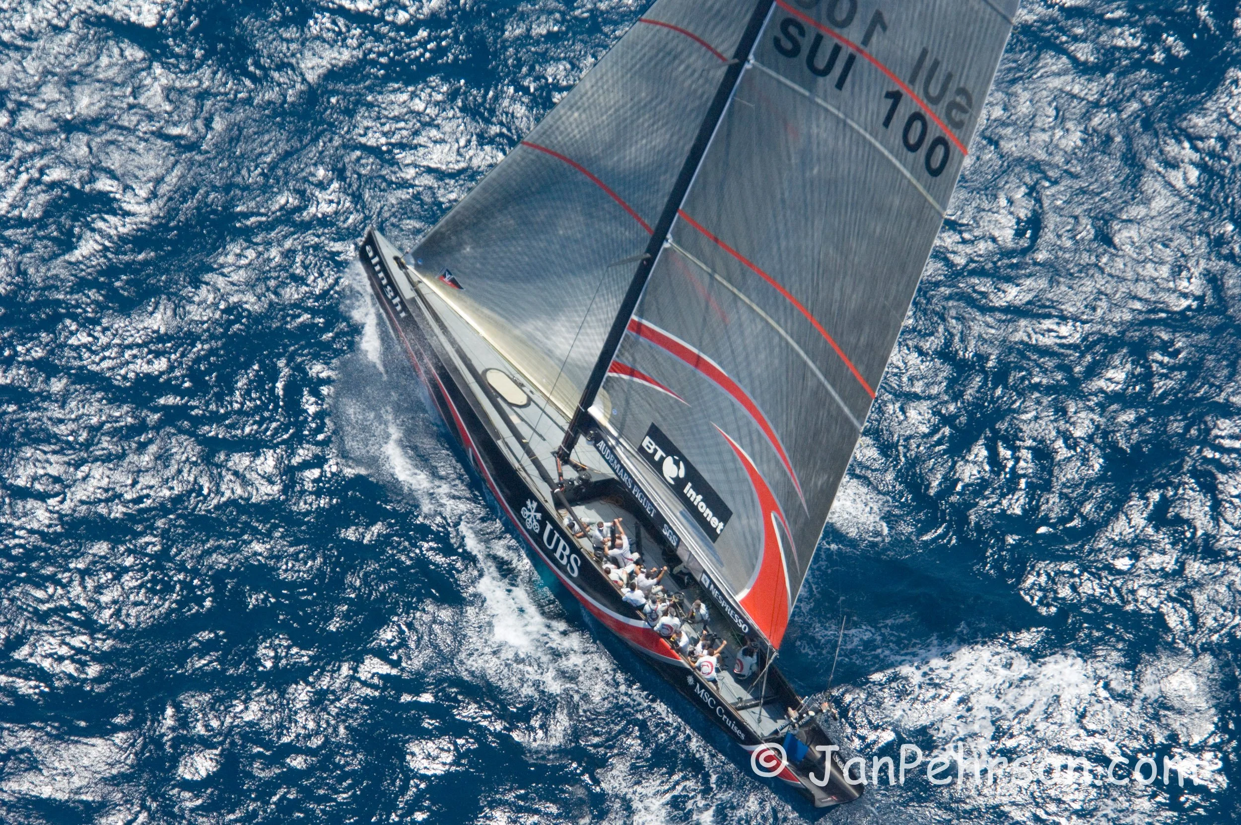 America's Cup Match - Final Race 2007, Alinghi wins over Emirates Team New Zealand by 1 second. The Yacht Alinghi (00438)
