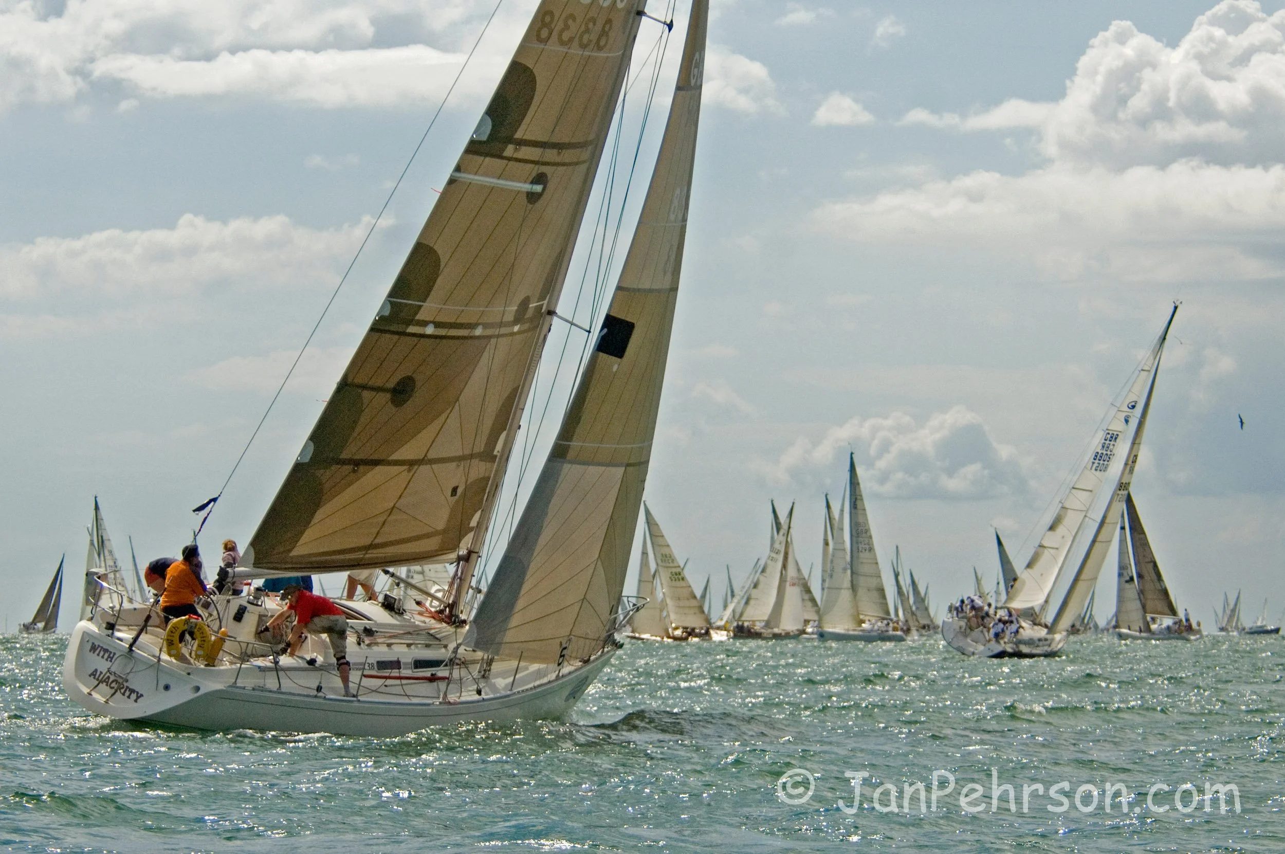 Skandia Cowes Week 2007:  UK: Isle of Wight, Cowes. Race Day 4 - With Alacrity (02602)