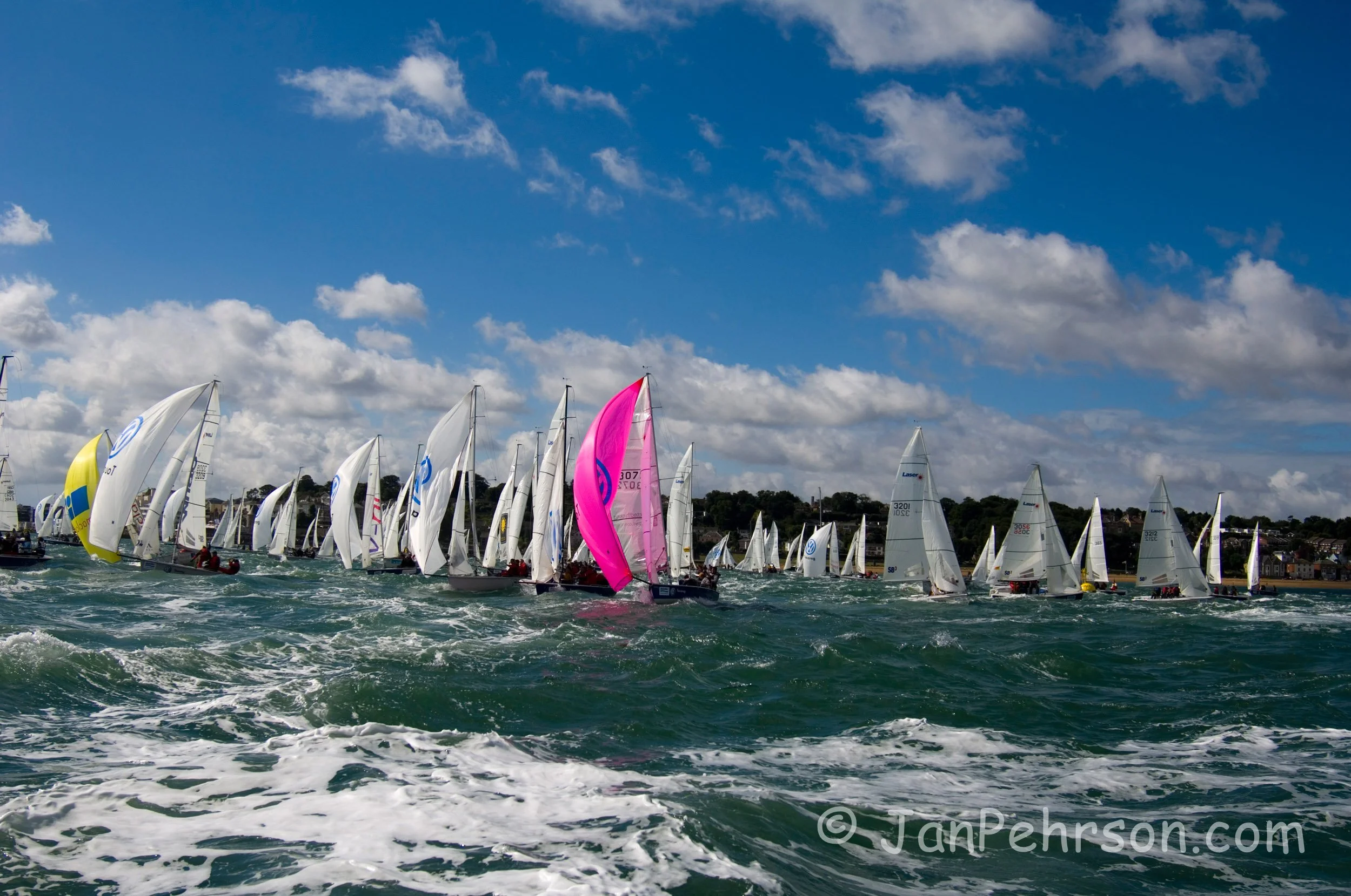 Cowes Race Week 2006 - Laser SB3 Class Downwind Start Day4 (02556)