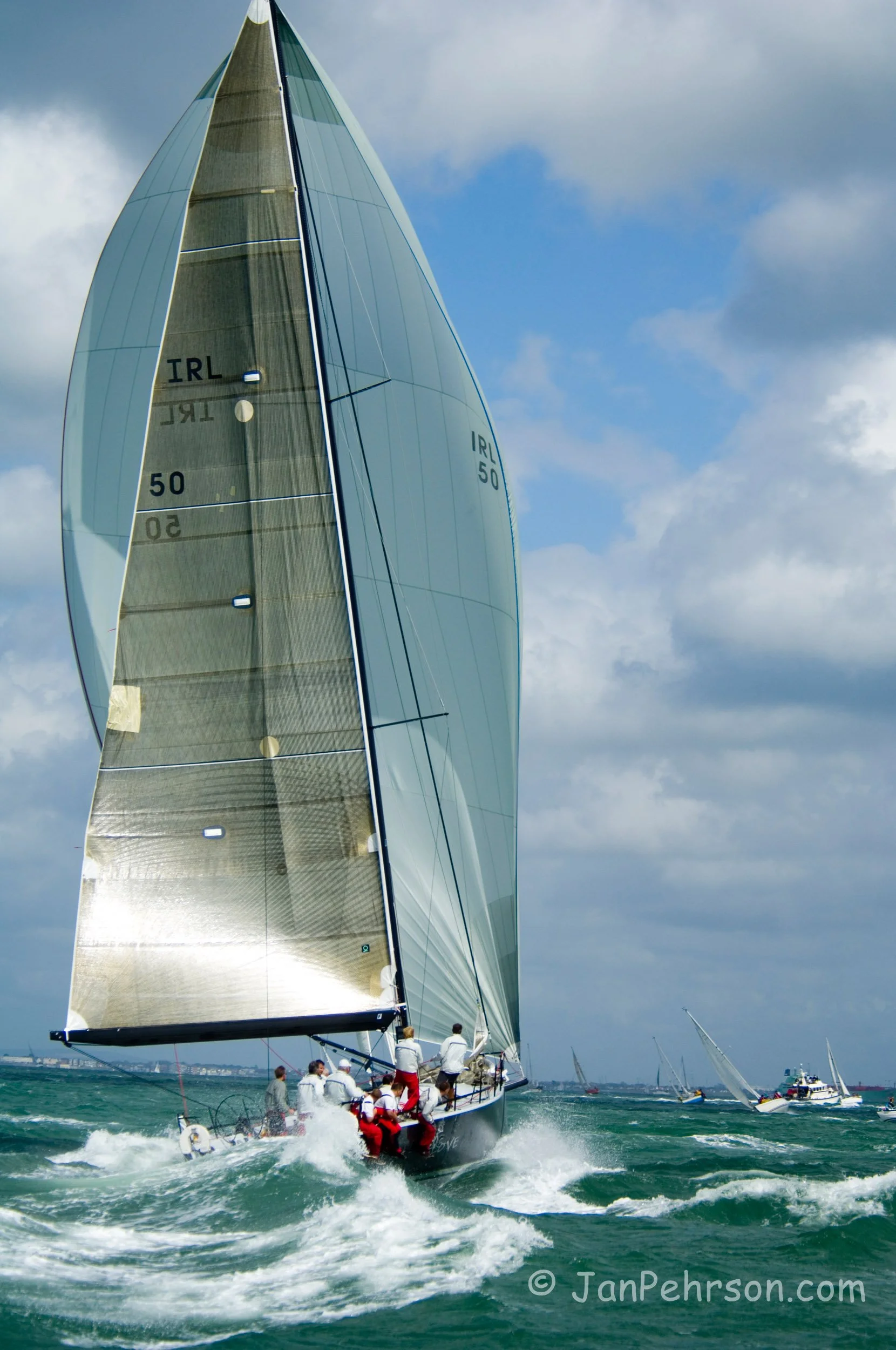 Cowes Race Week 2006 - Boat: Magic Glove: IRC0 (02423)