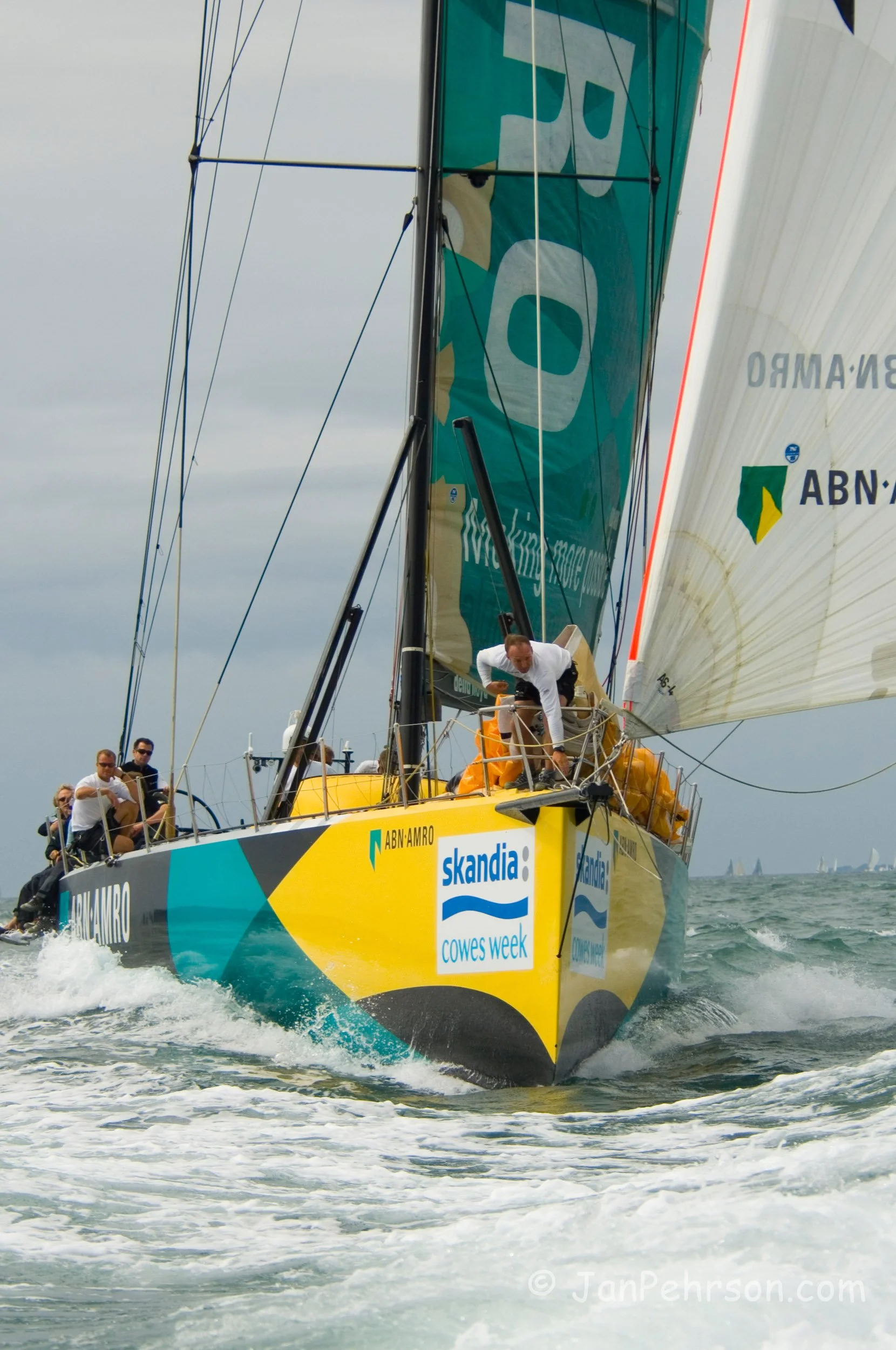 Cowes Race Week 2006 - Cowes Race Week 2006 - ABN AMRO One - Bowman Justin Slattery (00489)