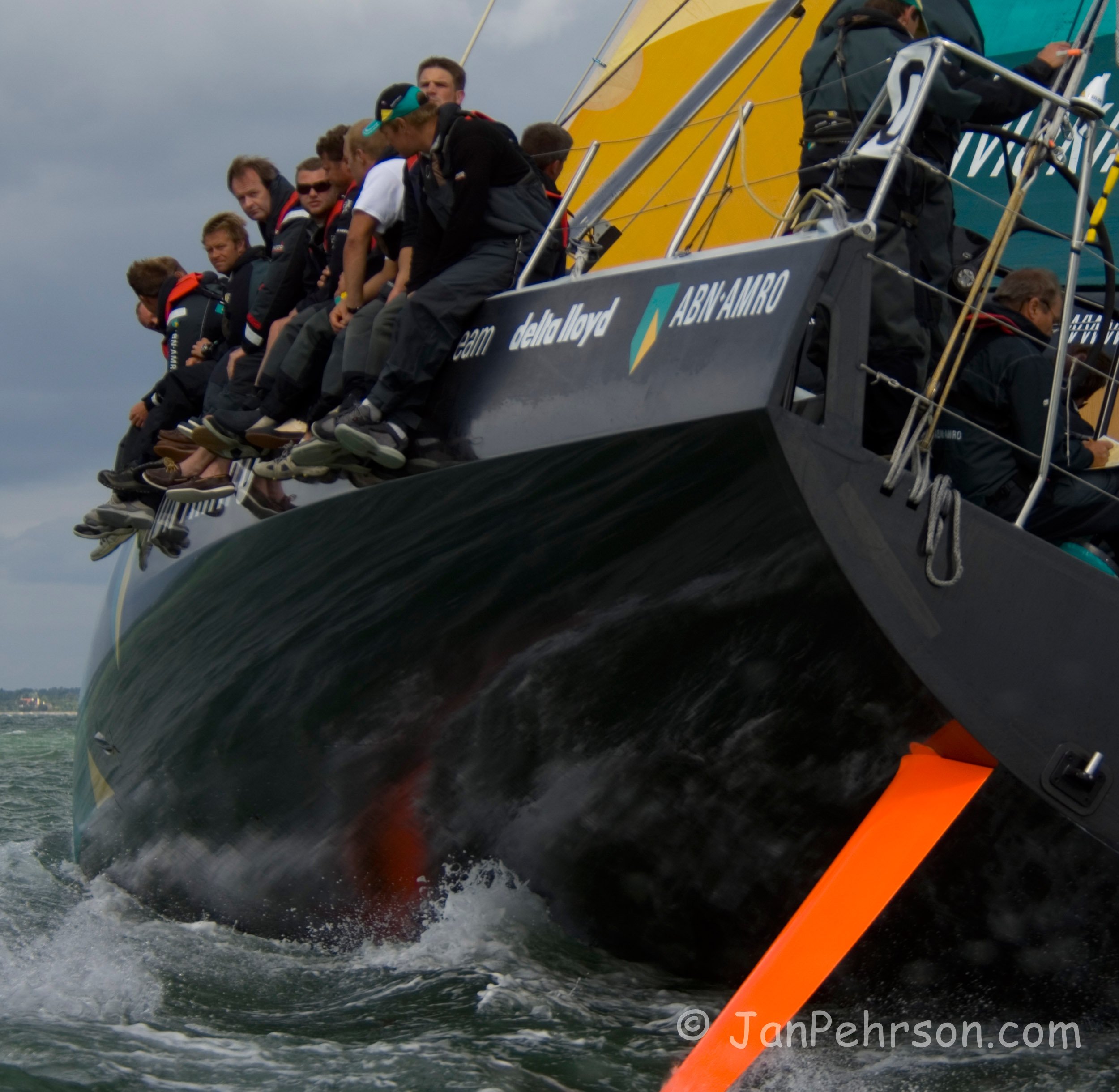 Cowes Race Week 2006 - ABN AMRO One (02820)