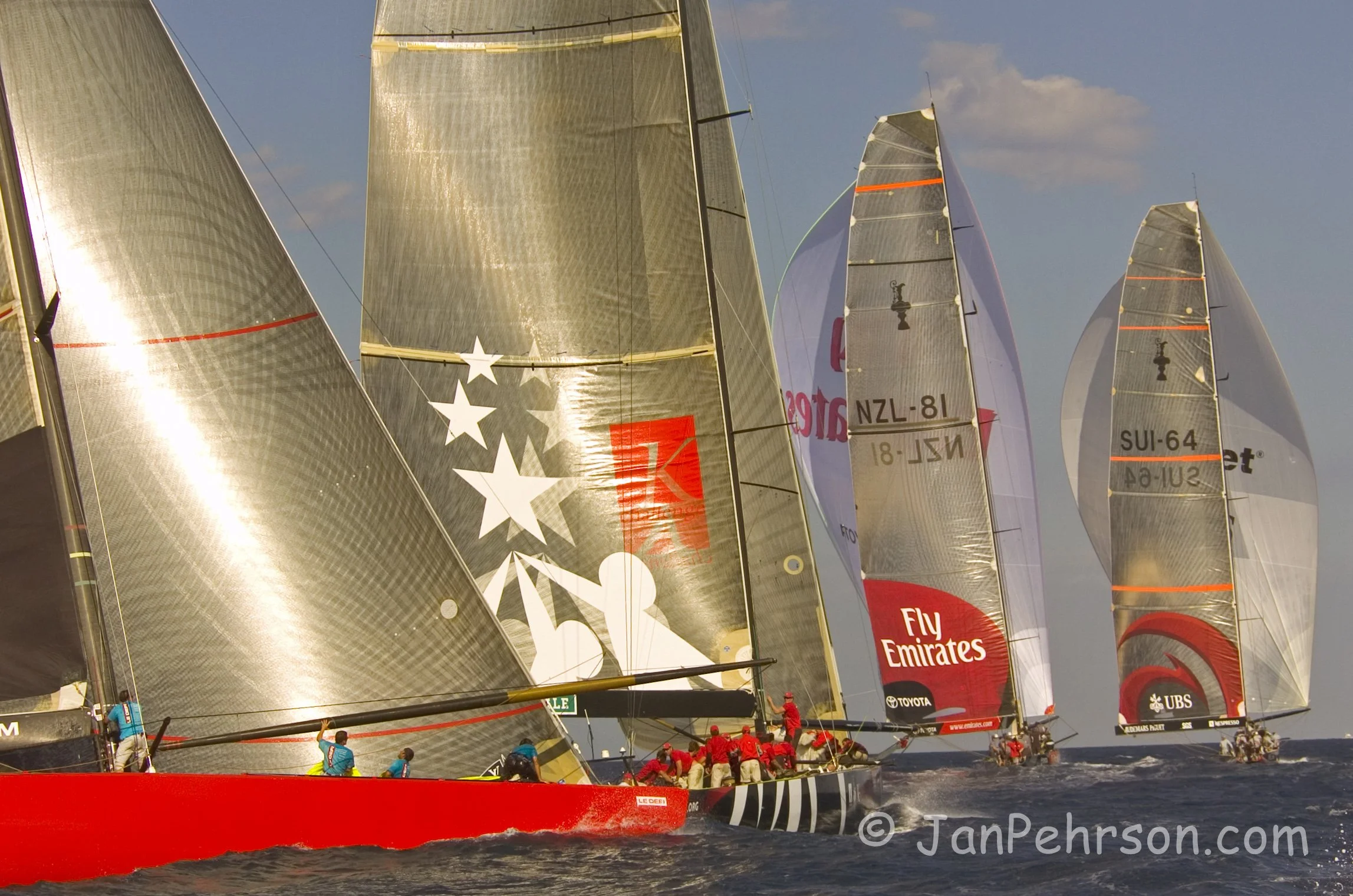 October 2004, Valencia, Spain, Americas Cup Racing, Starts and Fleet Races (1014_2_0047)
