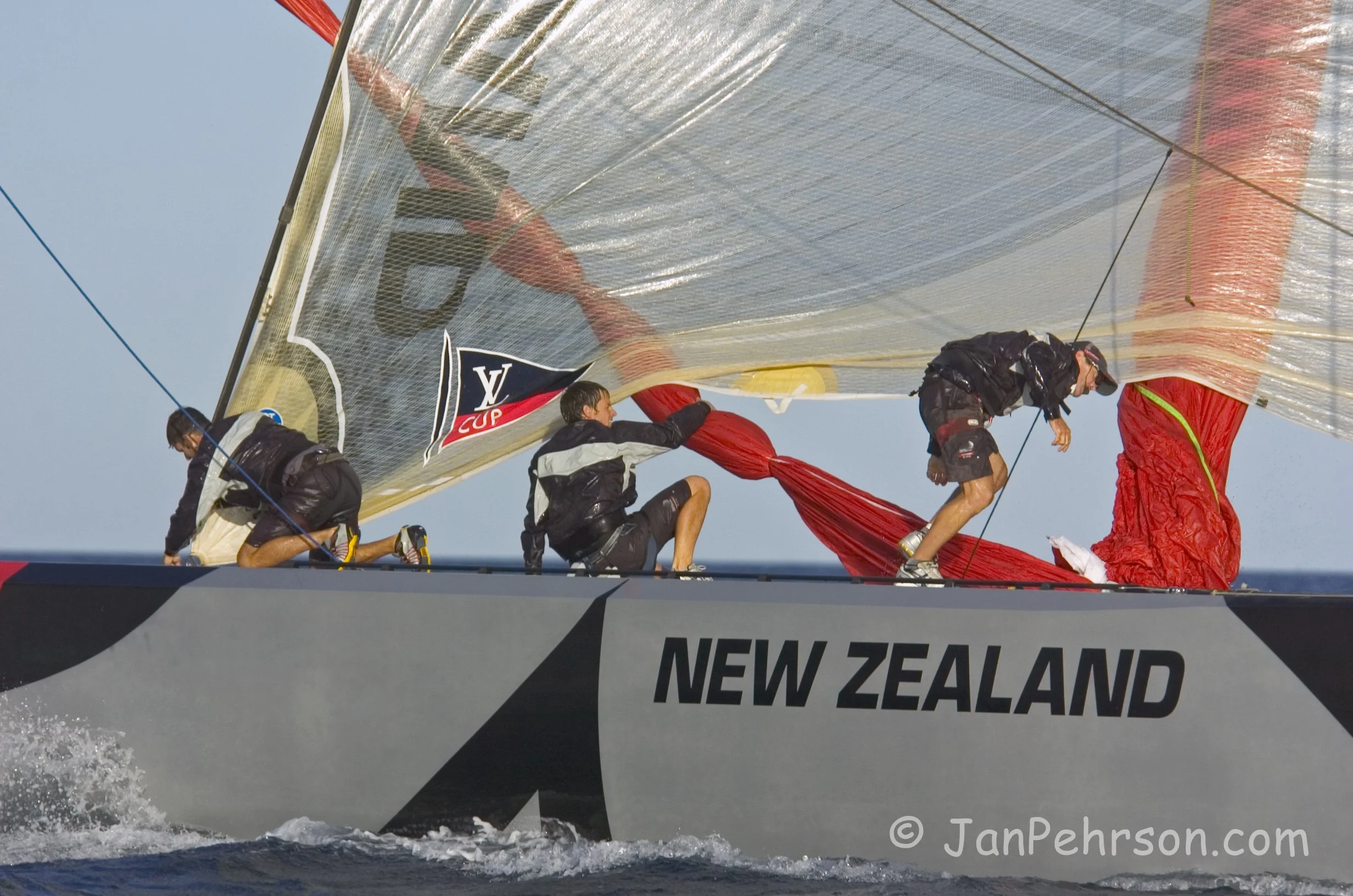 October 2004, Valencia, Spain, Americas Cup Racing, Yacht Emirates Team New Zealand (1011_4_0022)