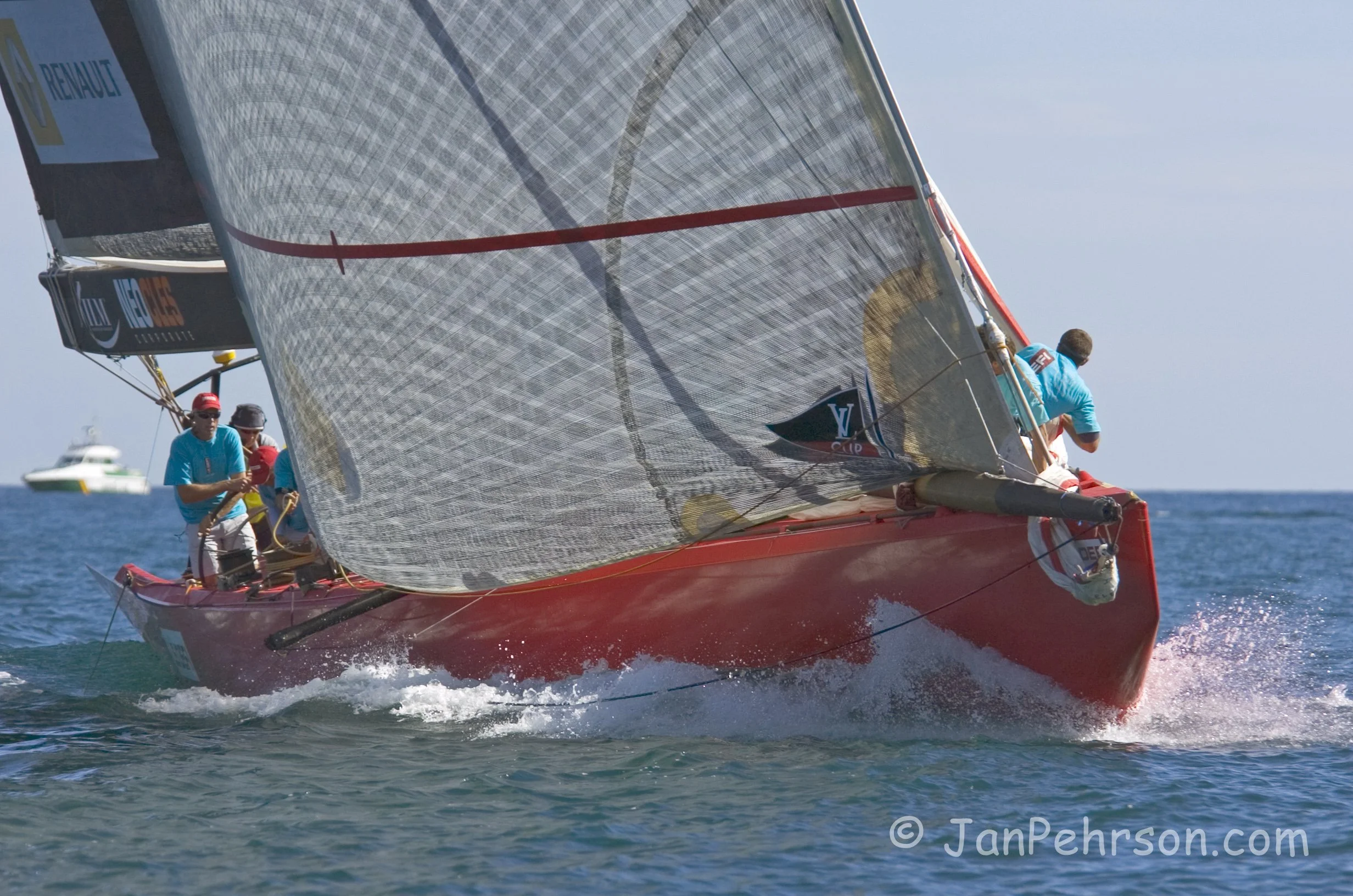 October 2004, Valencia, Spain, Americas Cup Racing, Yacht Le Defi (1011_2_0107)