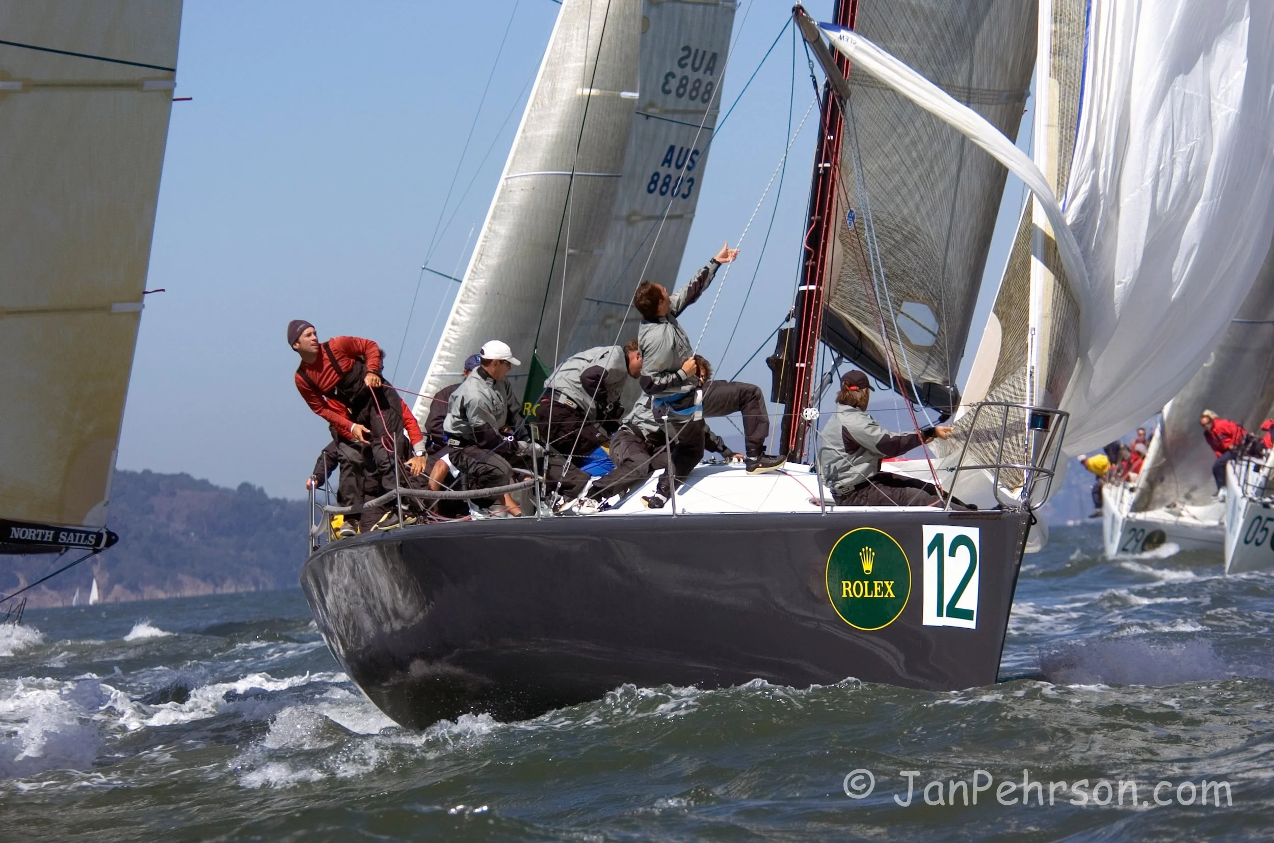 September 2004, San Francisco, California, Farr 40 Class Worlds, Close Ups Crews and Bows (0911_2_0025)