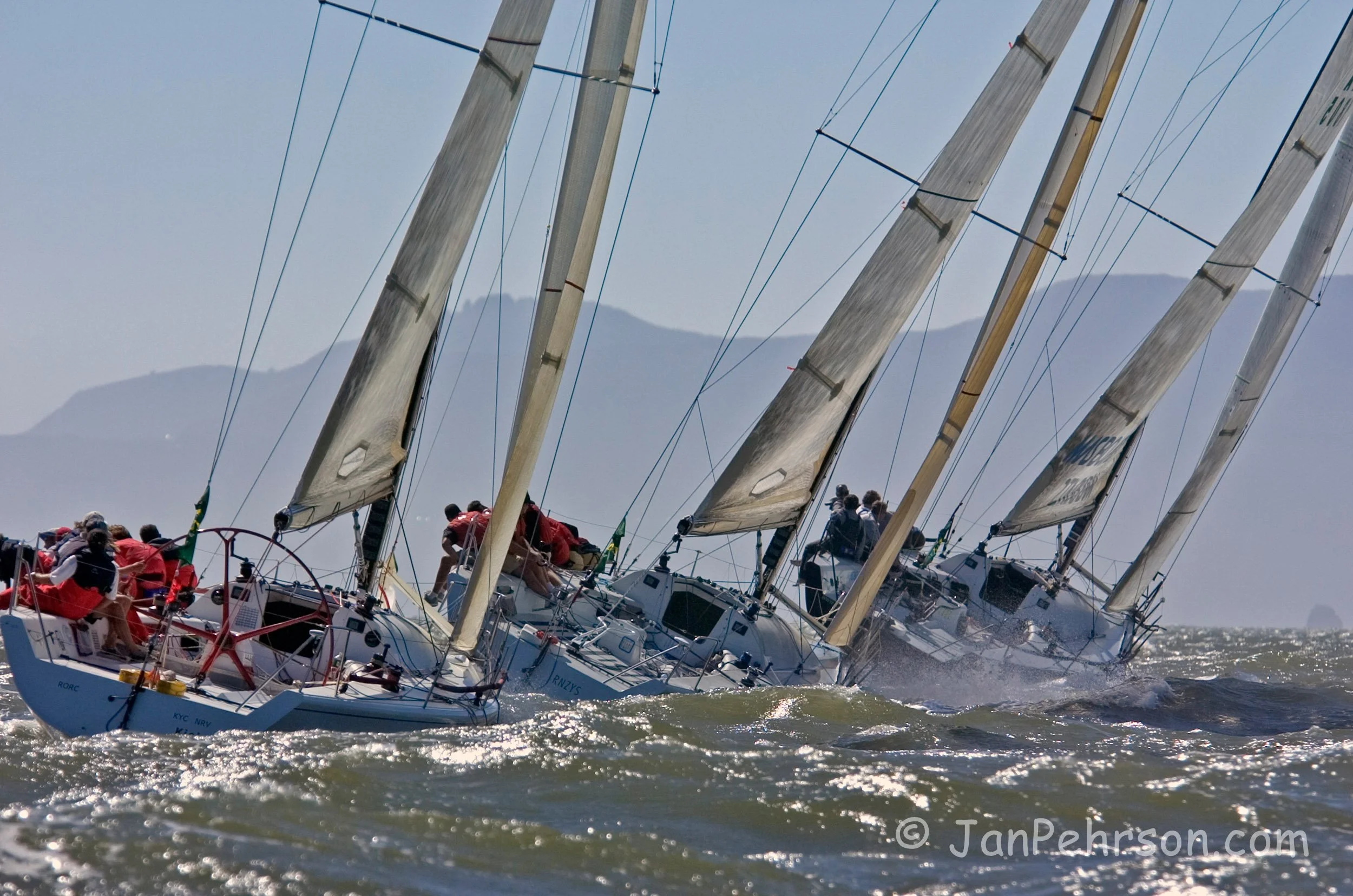 September 2004, San Francisco, California, Farr 40 Class Worlds, Fleet Shots (0908_3_0015)