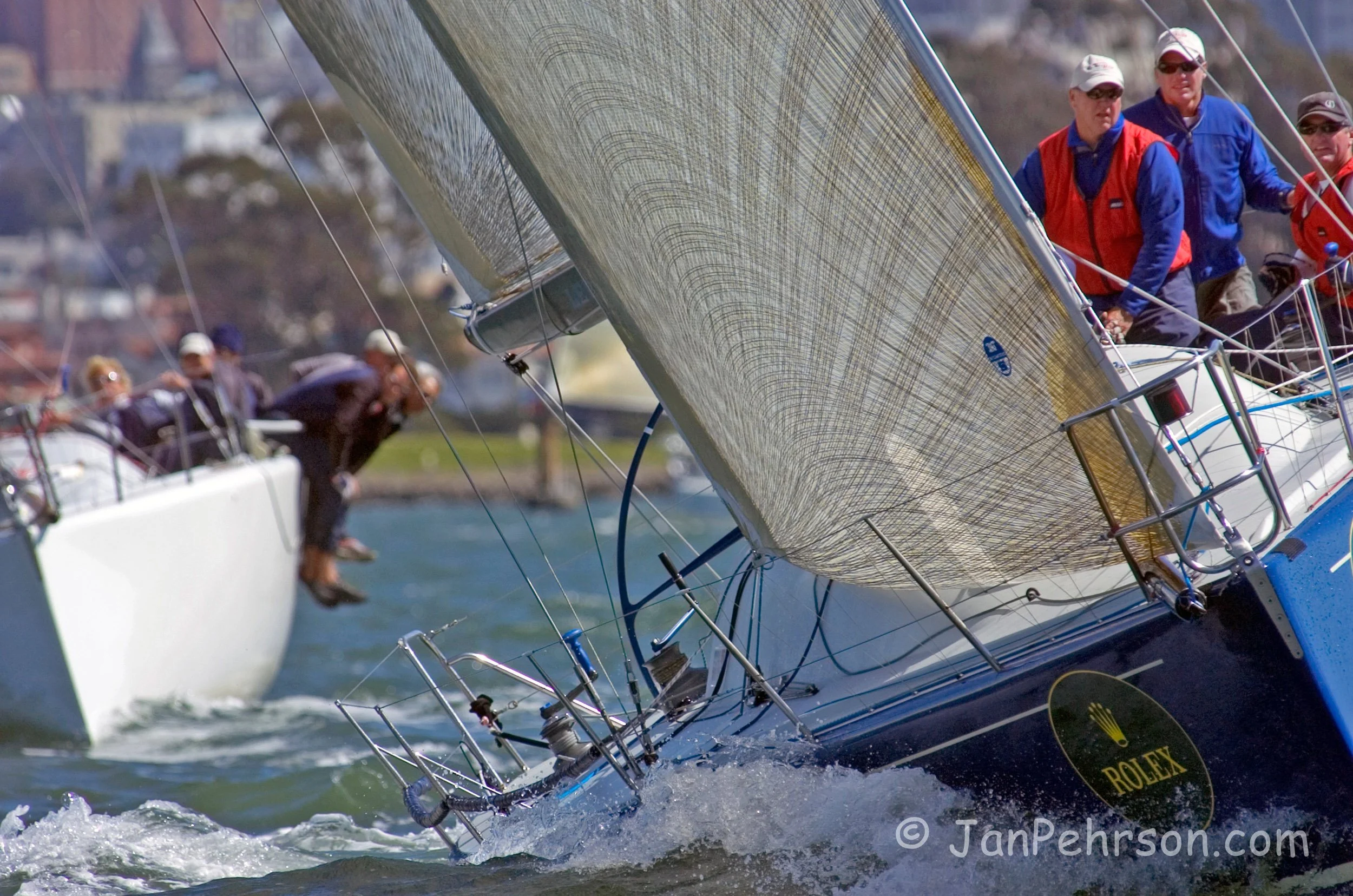 September 2004, San Francisco, CA, Big Boat Series, Farr 40 Class, Barking Mad (0900_0_0016)