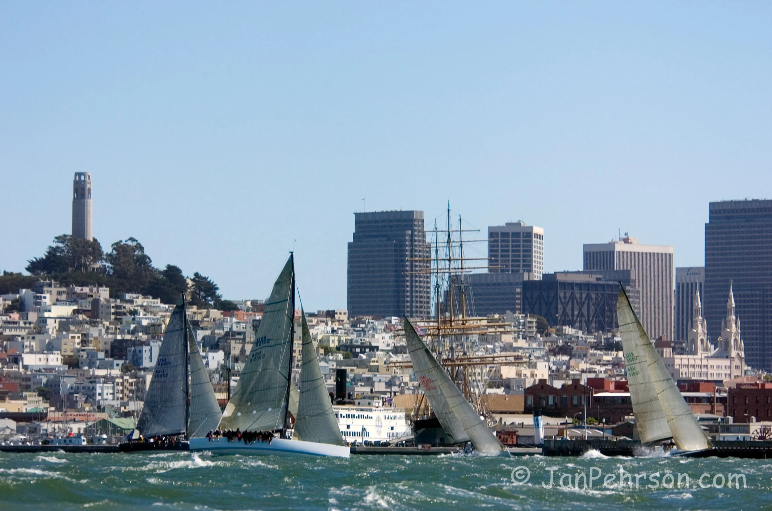 September 2004, San Francisco, CA, Big Boat Series, TP52 Class Racing (0917_2_0004_TP52)