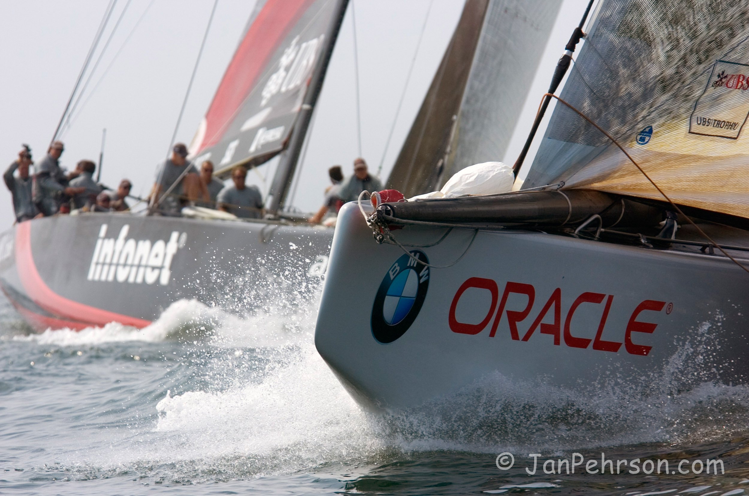 June 2004, Newport, Rhode Island, Americas Cup Racing, Oracle vs. Alinghi, UBS Trophy (UB 2004_06_25_0_0006)