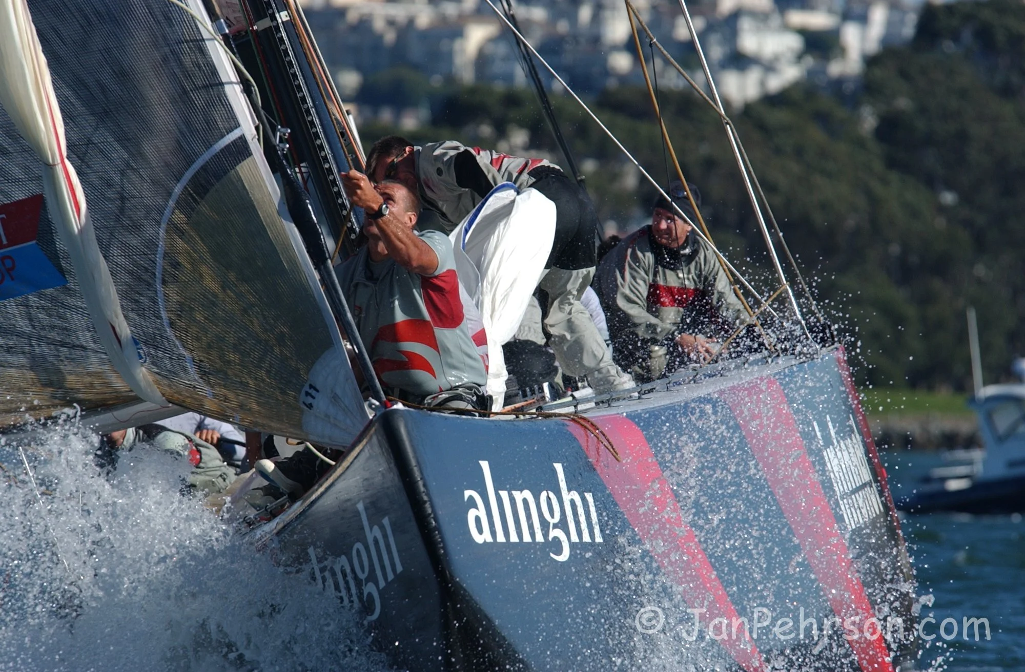 September 2003, San Francisco, CA, MOËT CUP, America’s Cup Winning Yacht Alinghi of Switzerland faces BMW Racing (Oracle) of the USA on the San Francisco Bay (0311)