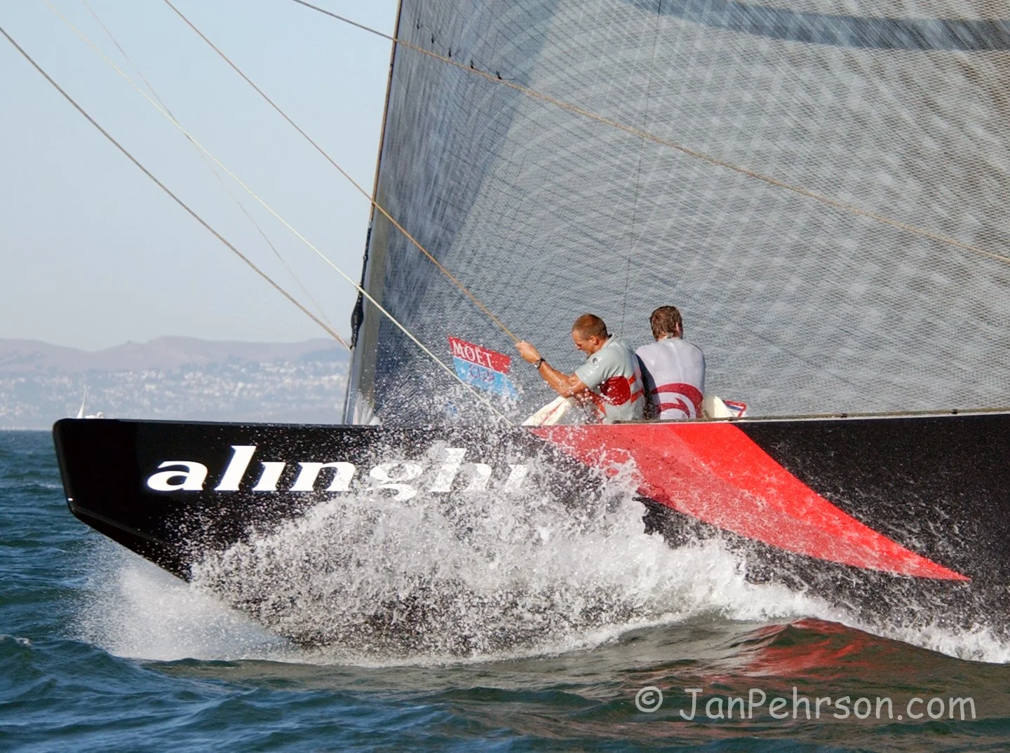 September 2003, San Francisco, CA, MOËT CUP, America’s Cup Winning Yacht Alinghi of Switzerland faces BMW Racing (Oracle) of the USA on the San Francisco Bay (0183)