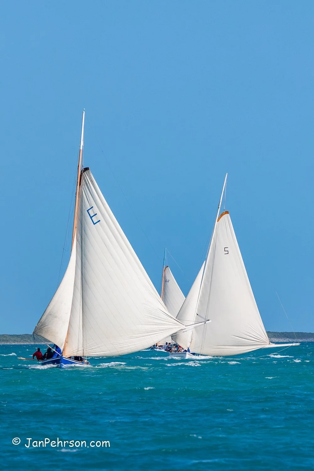 Best Regatta, A-Class, Sailing Downwind