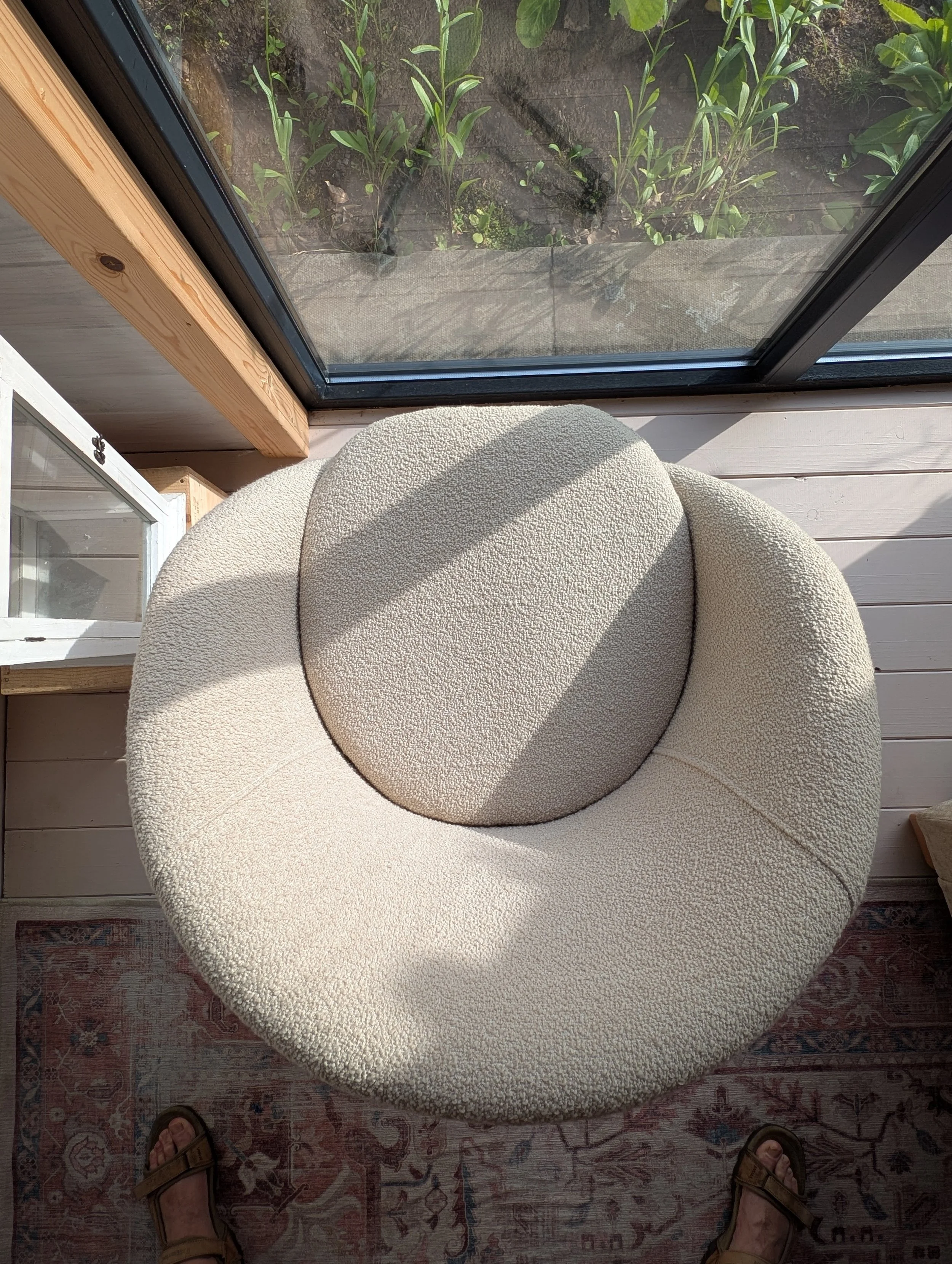 Curved Back Swivel Chair
