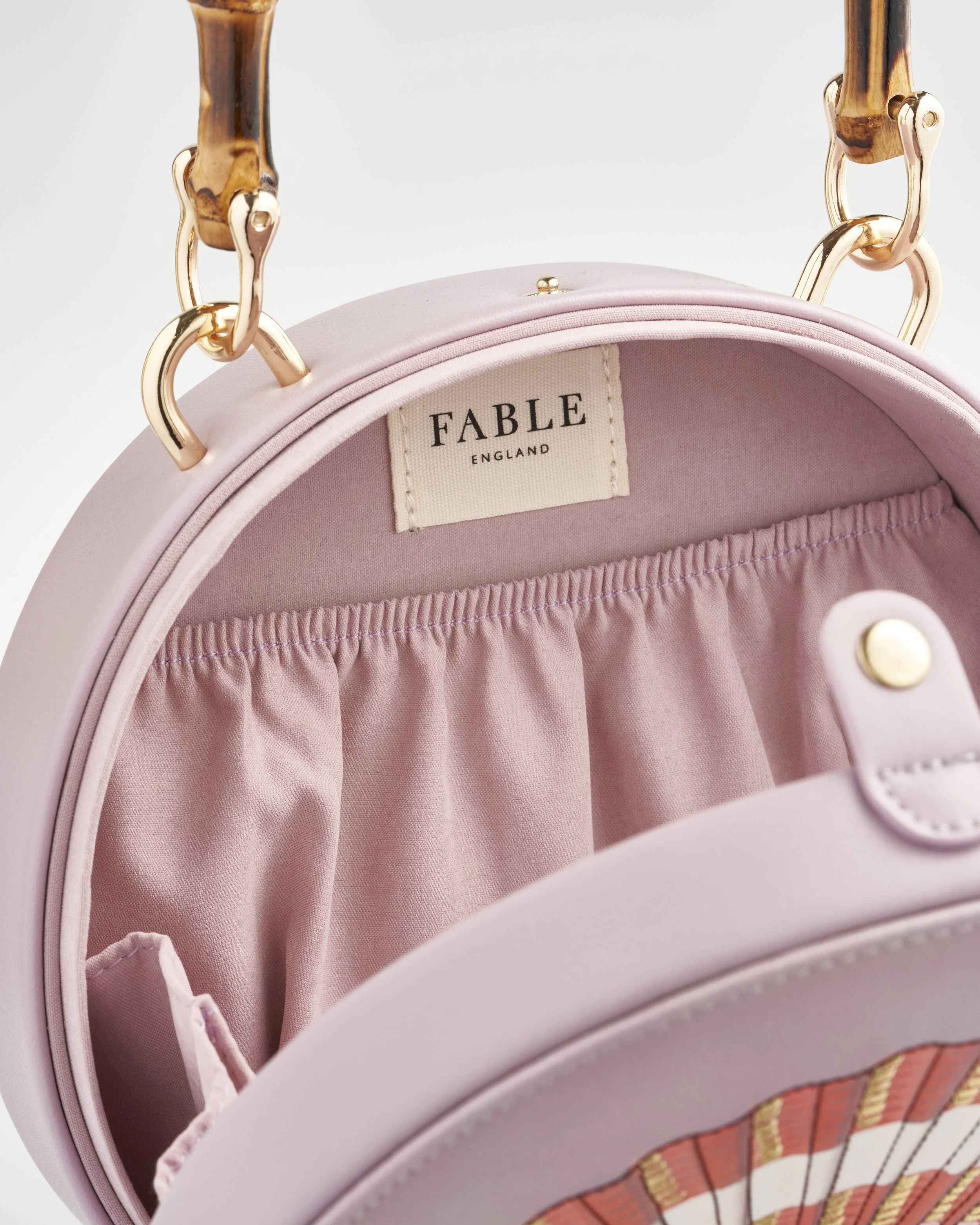 FABLE ENGLAND 275.jpg