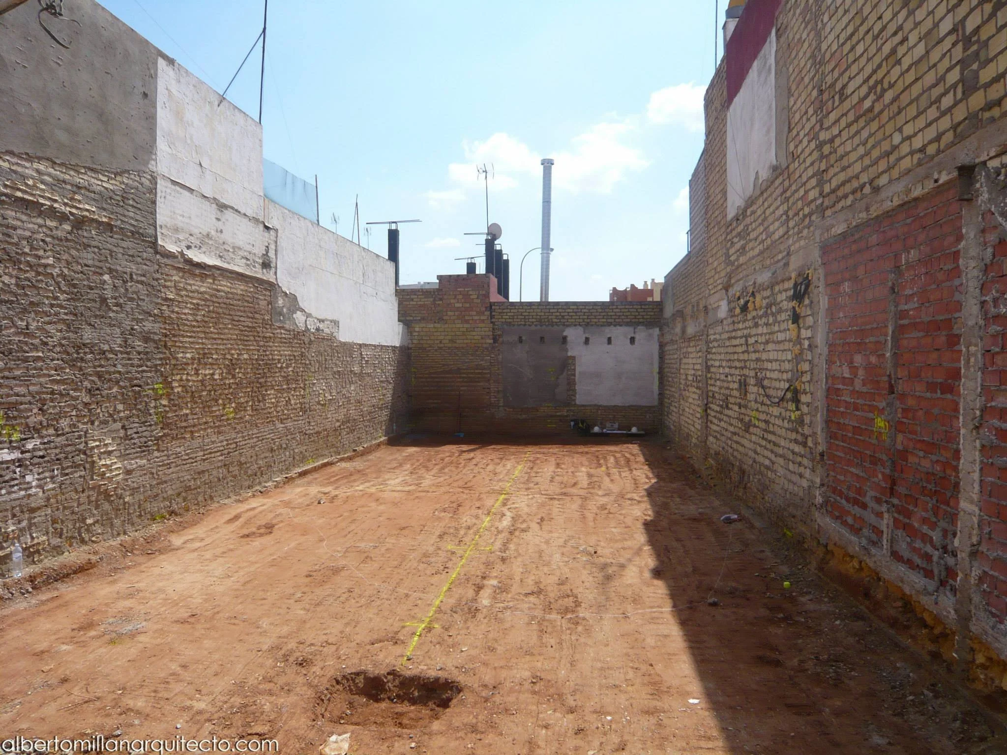 Vivienda unifamiliar entremedianeras