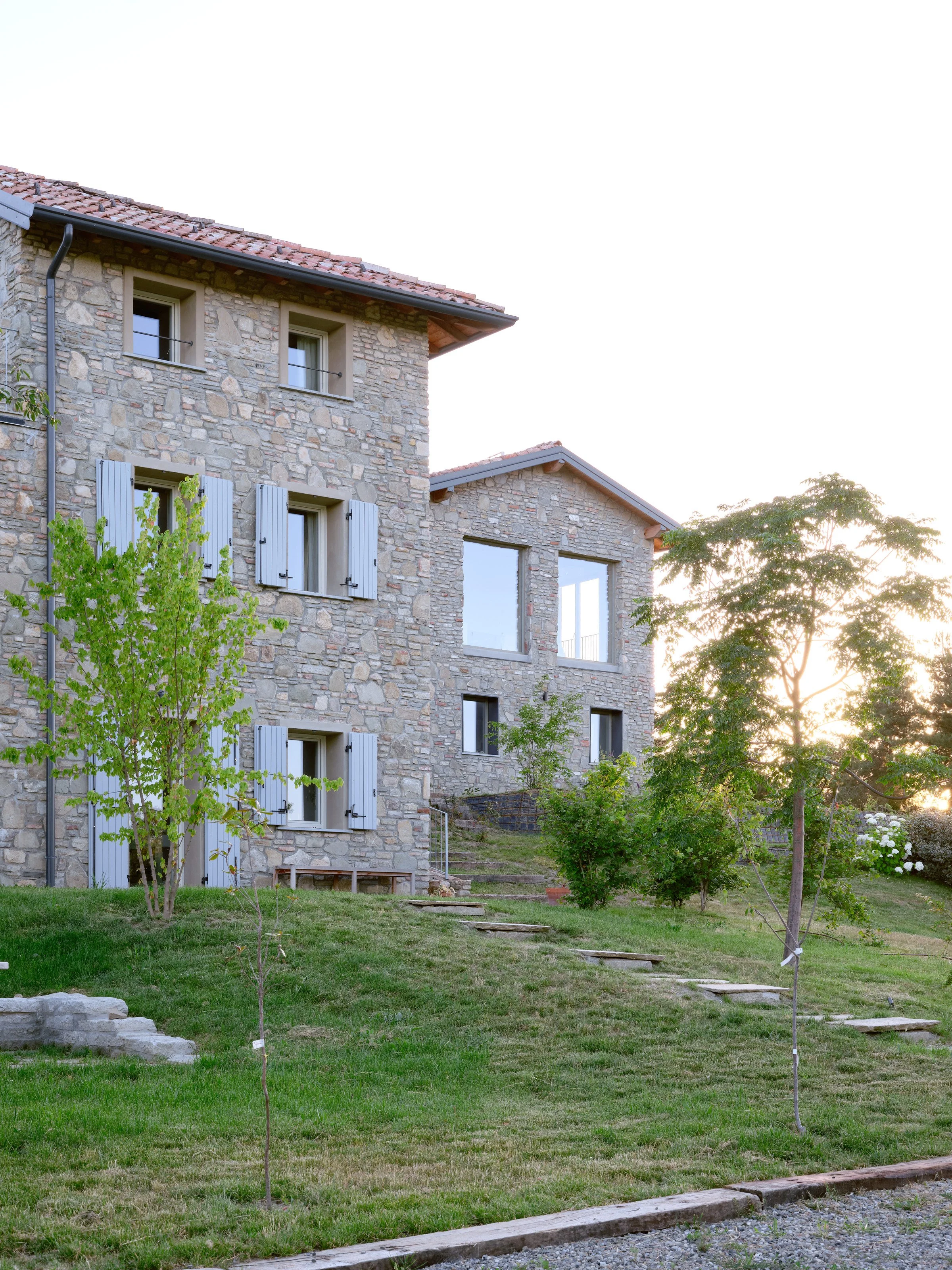 23 WEB _ P2A Design - Ruino Casa T.jpg