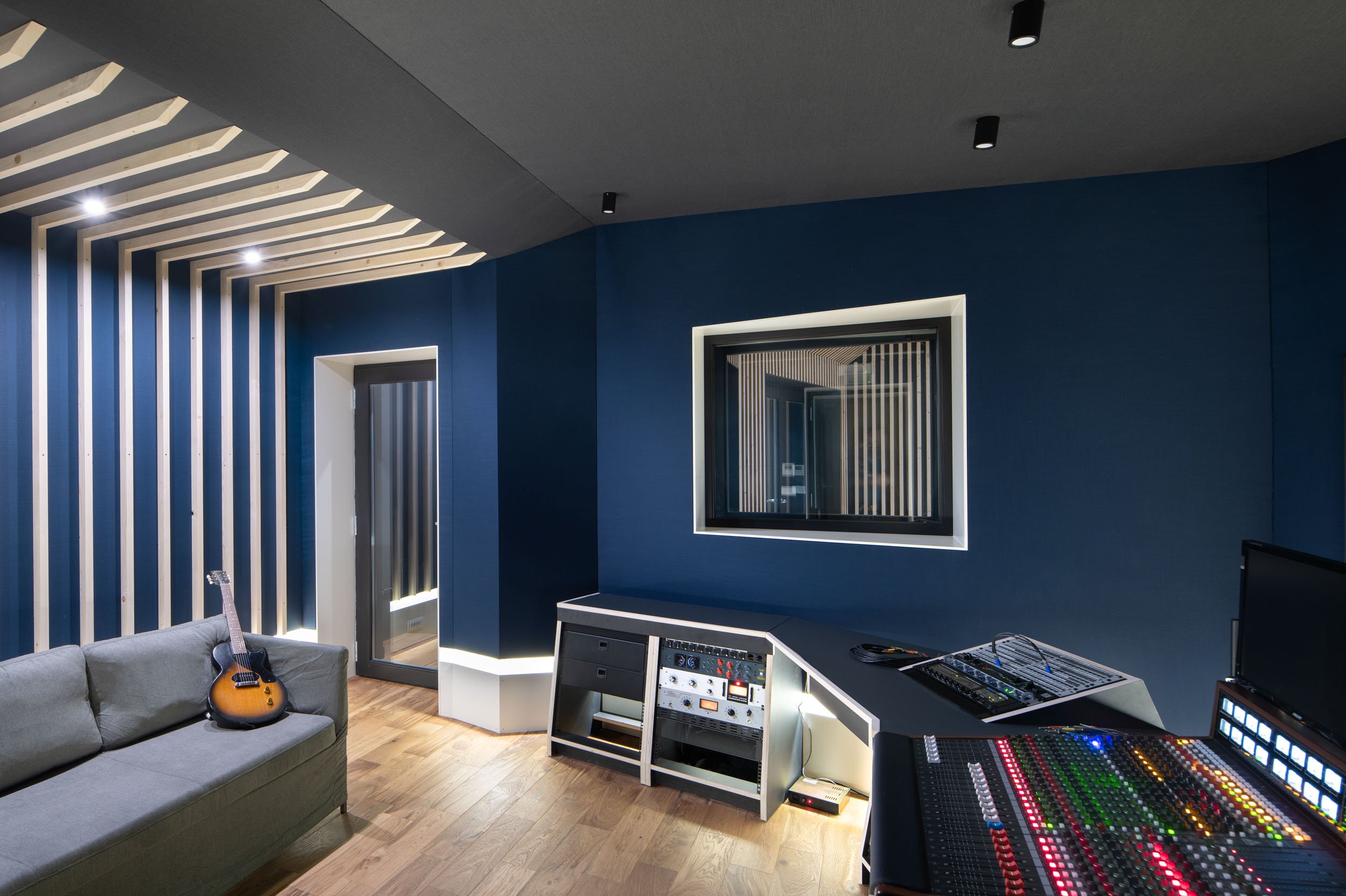 p2A Meda Studio registrazione-11.JPG