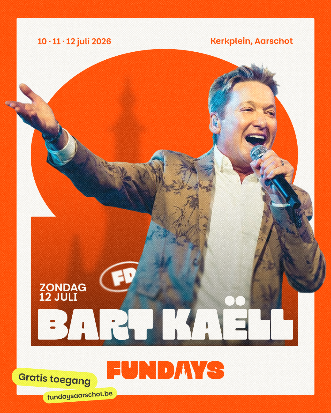 Bart Kaëll, geboren Bart Gyselinck in Oudenaarde, is al meer dan veertig jaar een vertrouwd gezicht en stem in de Vlaamse muziekwereld. Van zijn eerste hits in de jaren tachtig en zijn deelnames aan Eurosong tot zomernummer 1 "Dansen in Bahia" in 200