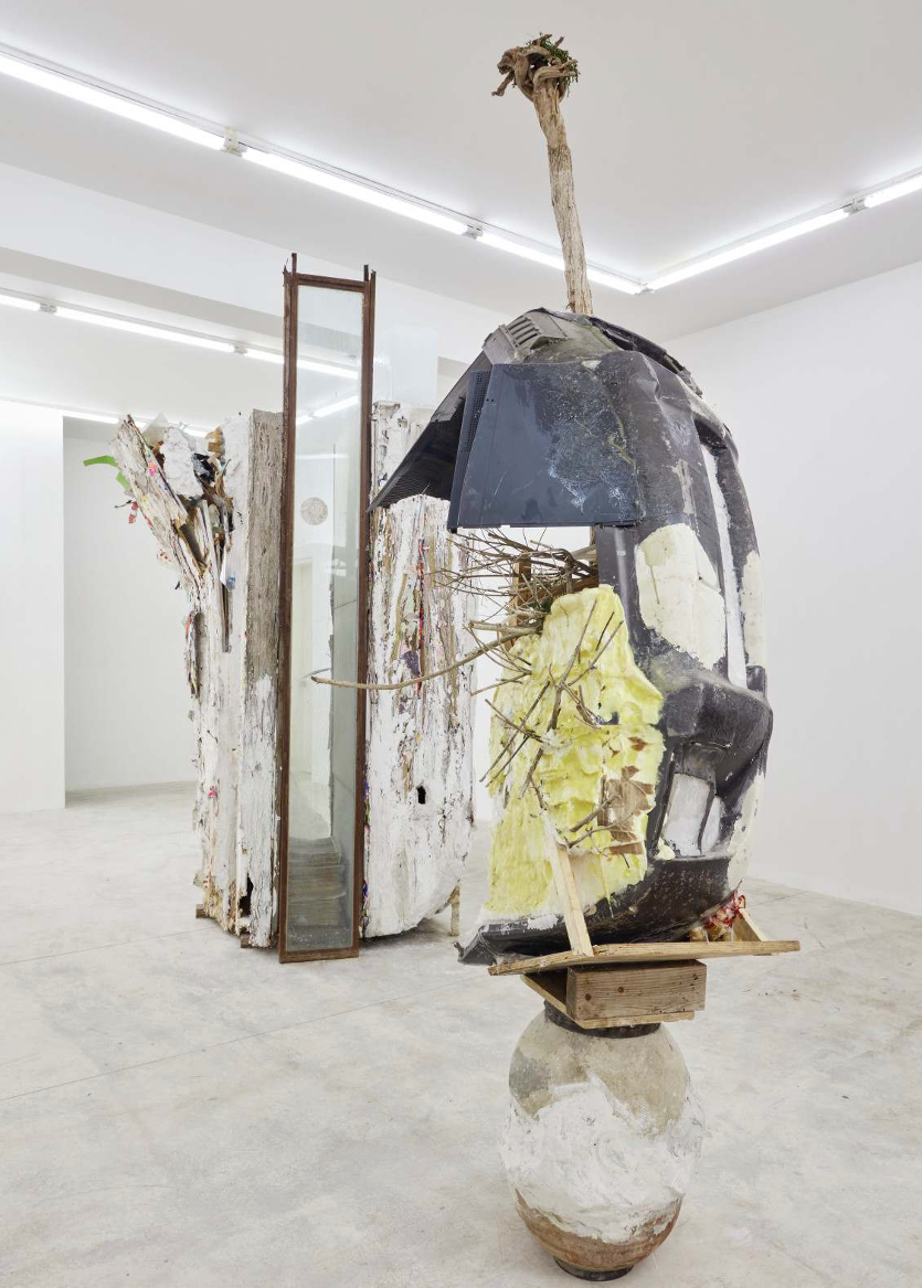 View of the exhibition "The Whiteness of the Whale," by Miguel Andrade Valdez, at Ginsberg Gallery, Lima, 2022. Photo: Juan Pablo Murrubara