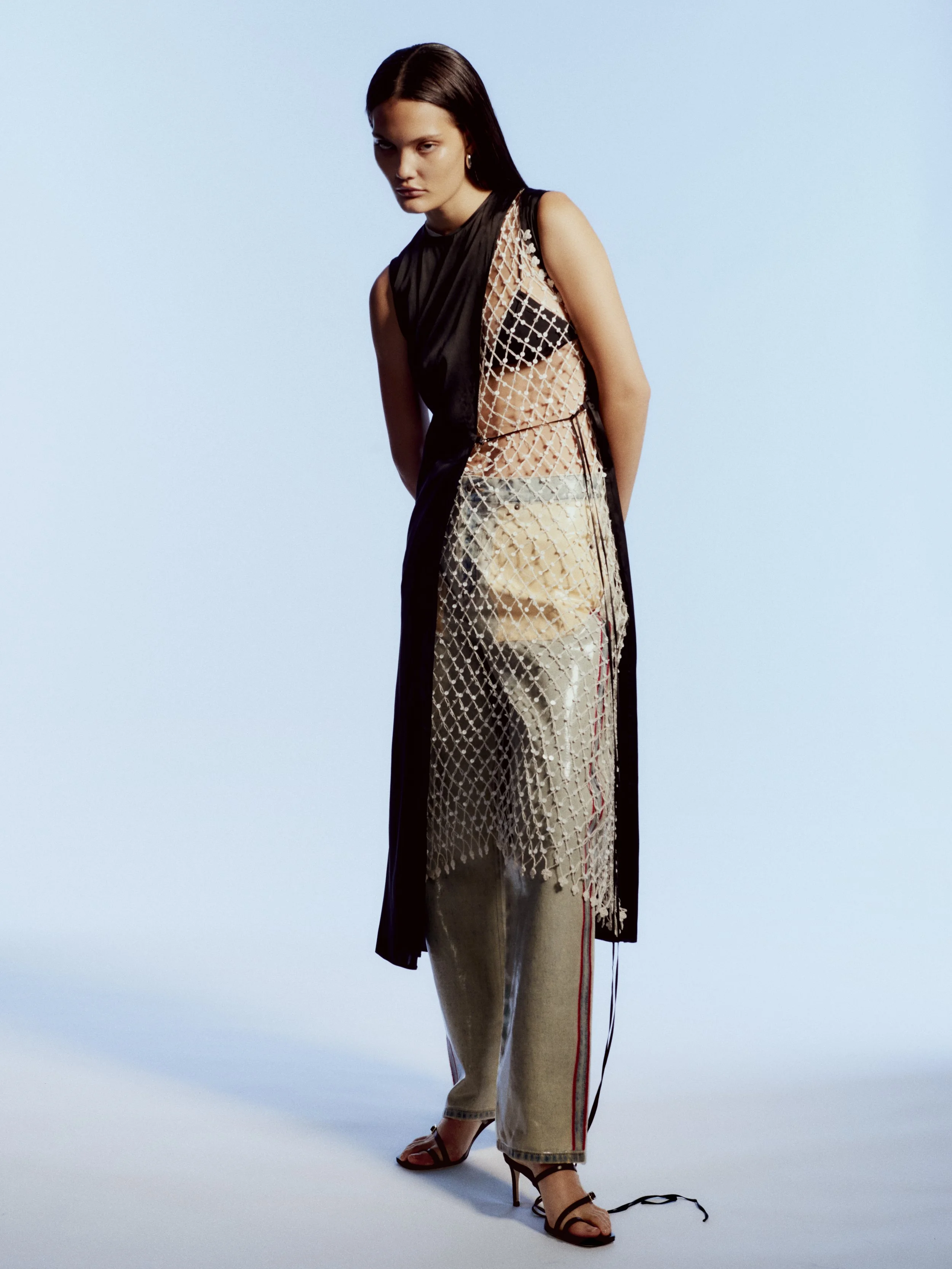 LOOK_5_1200 copy.jpg