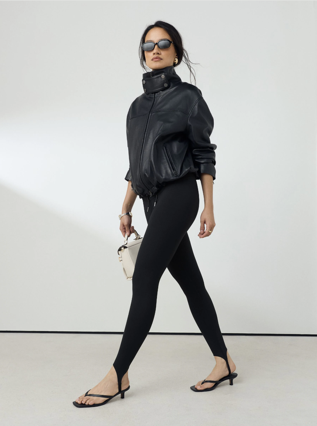 Stirrup leggings - G94-985.png