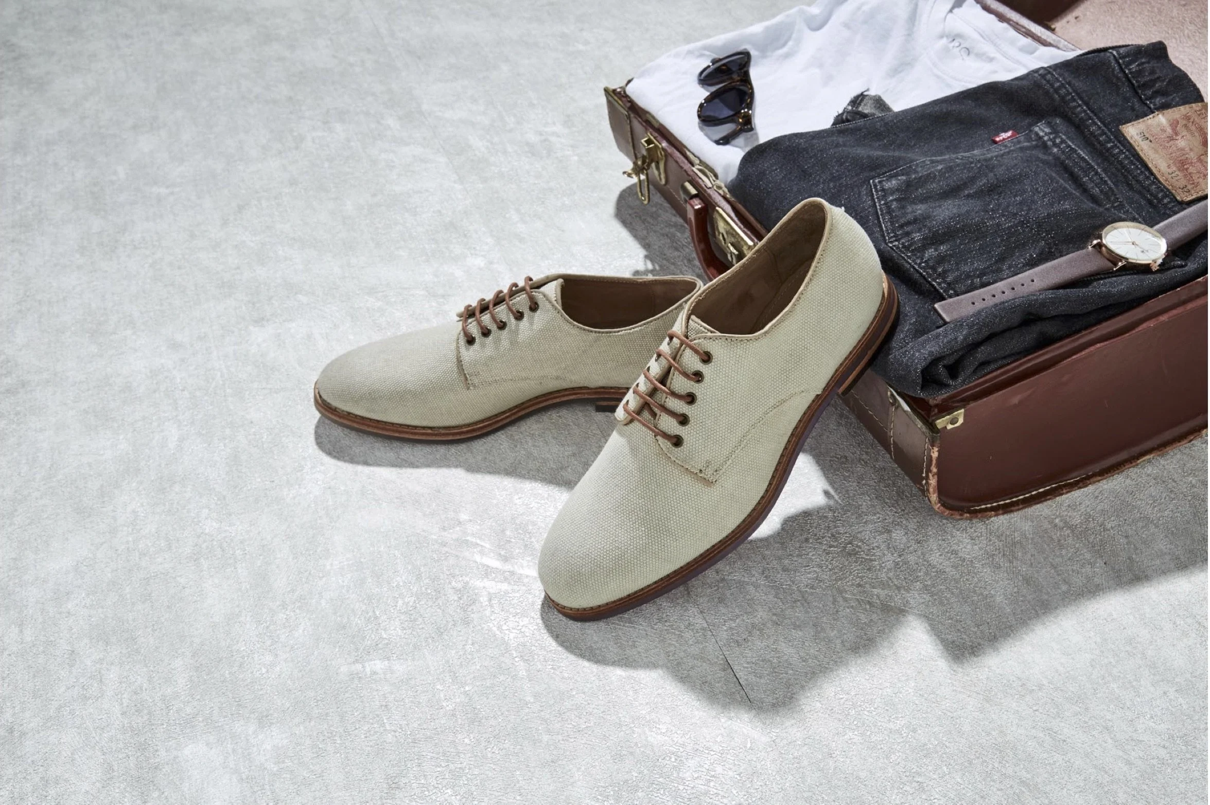 08_05_17 - HUDSON SHOES 2 .jpg