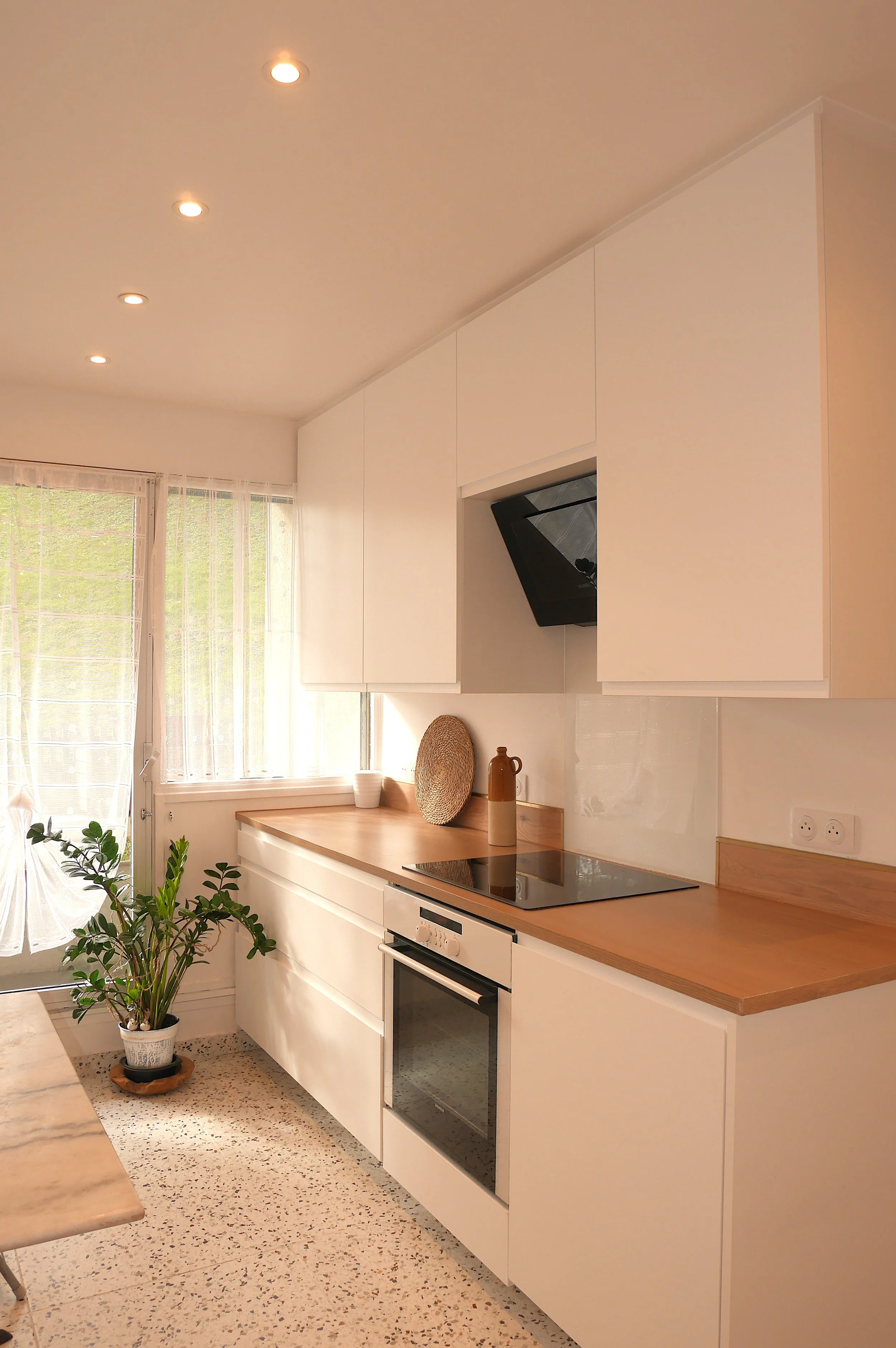 Rénovation, travaux, aménagement cuisine, salle de bain, appartement, maison, bureaux, boutique, entrepots