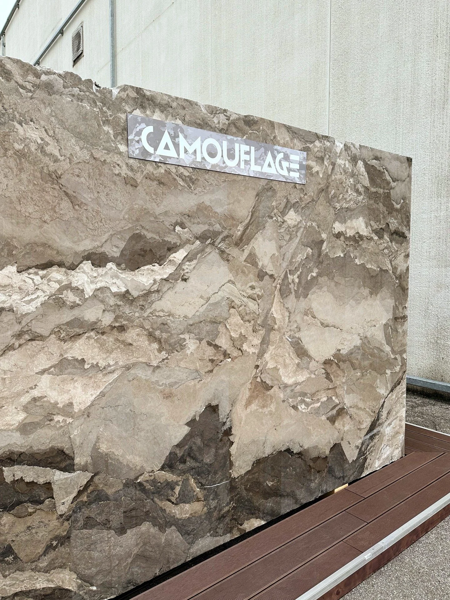 A painting?
A landscape?
A geological map?

This is Camouflage marble.

It's the kind of material that makes people stop and take a second look.

Every section feels different from the last, which is why seeing the full slab matters.

Some stones wor